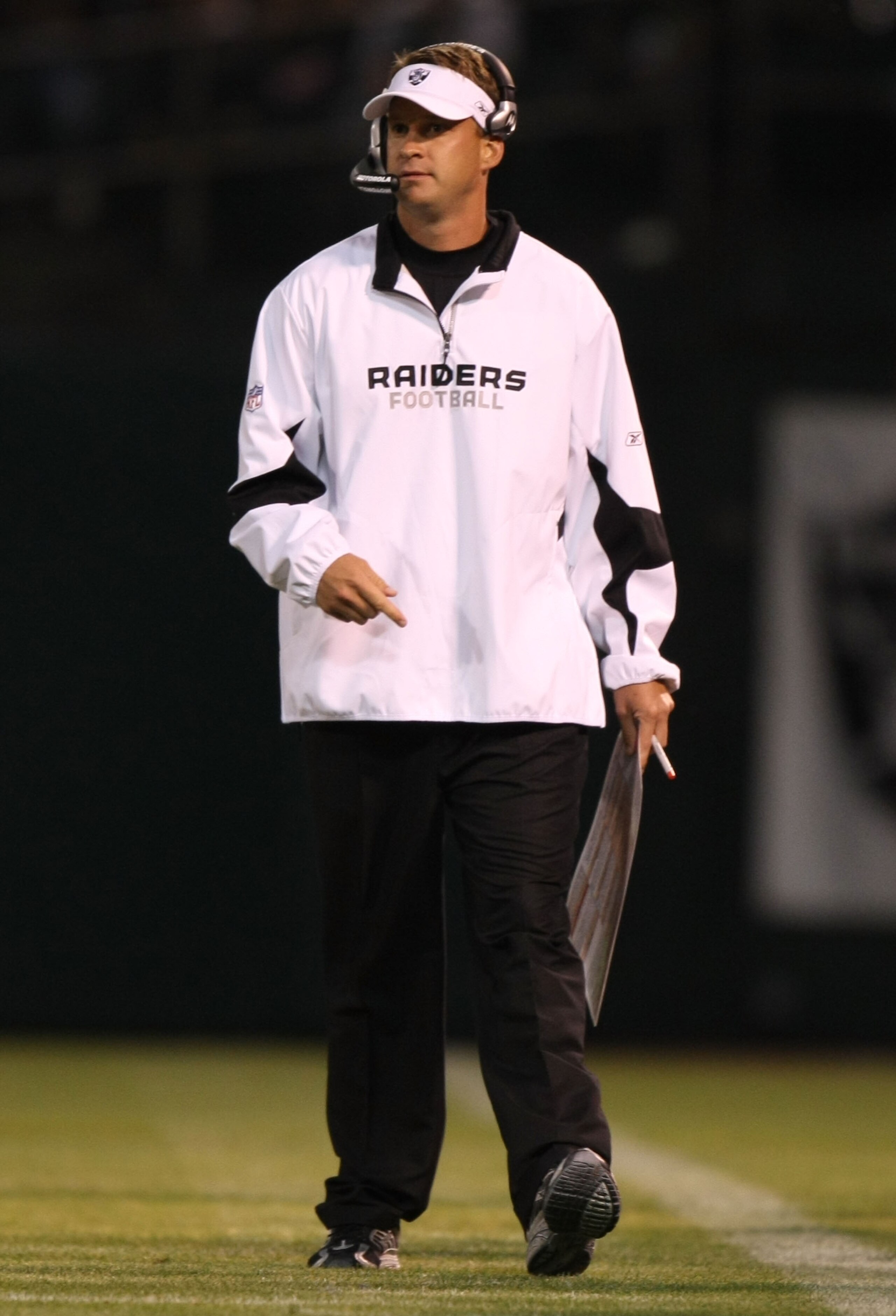 OAKLAND, CA - SEPTEMBER 08:  Head coach Lane Kiffin of the Oakland Raiders looks on against the Denver Broncos during an NFL game at McAfee Coliseum on September 8, 2008 in Oakland, California.  (Photo by Jed Jacobsohn/Getty Images)