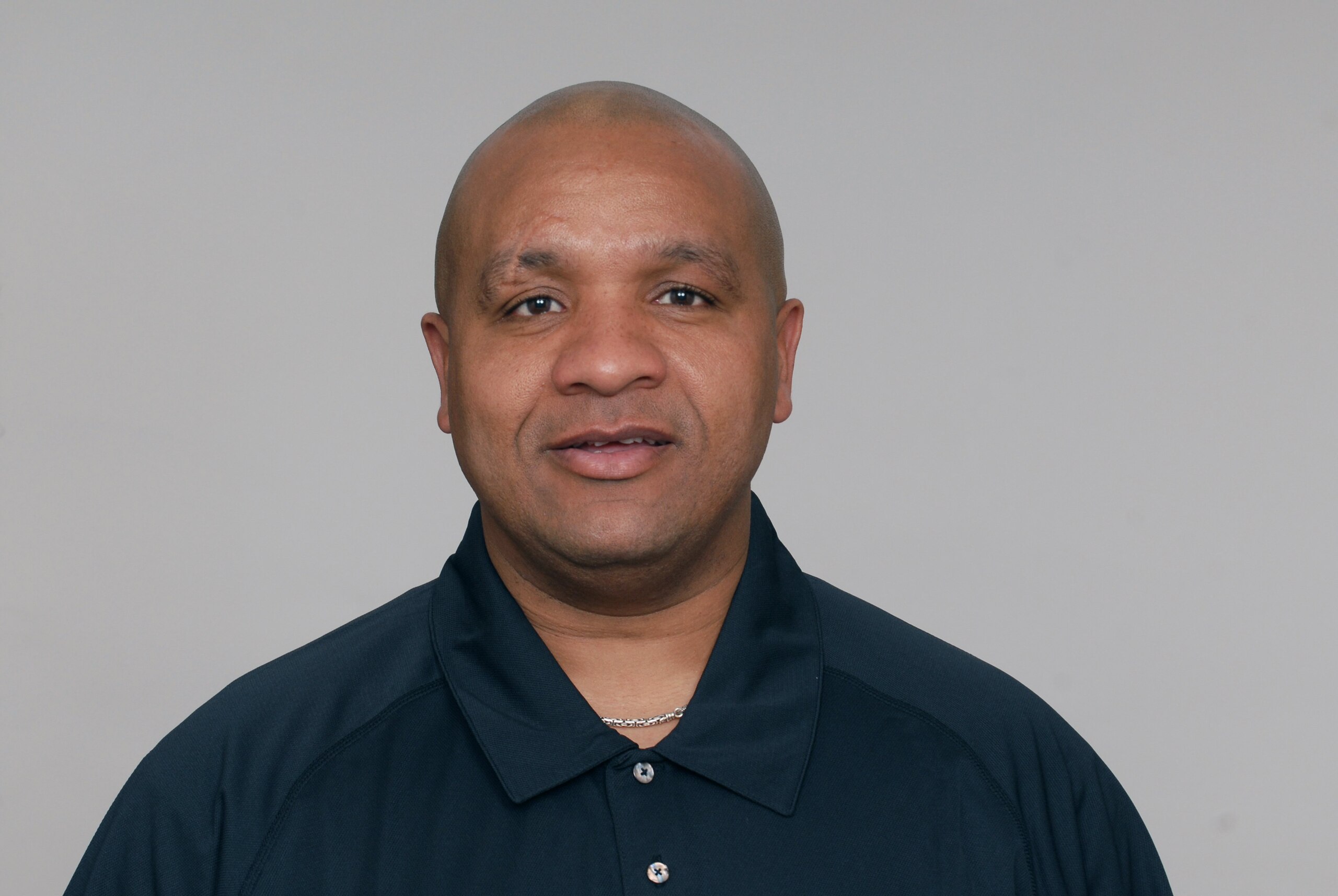 BALTIMORE - 2009: Hue Jackson of the Baltimore Ravens poses for his 2009 NFL headshot at photo day in Baltimore, Maryland. (Photo by NFL Photos) BALTIMORE - 2009: Hue Jackson of the Baltimore Ravens poses for his 2009 NFL headshot at photo day in Baltimore, Maryland. (Photo by NFL Photos)