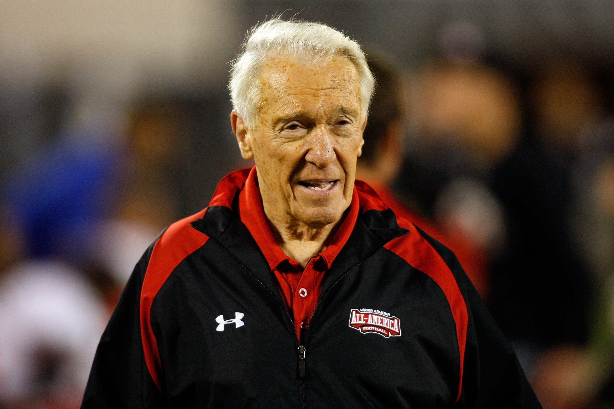 ORLANDO, FL - JANUARY 04:  Head coach Marv Levy walks the sideline during the All America Under Armour Football Game at the Florida Citrus Bowl on January 4, 2009 in Orlando, Florida.  (Photo by J. Meric/Getty Images for Under Armour)