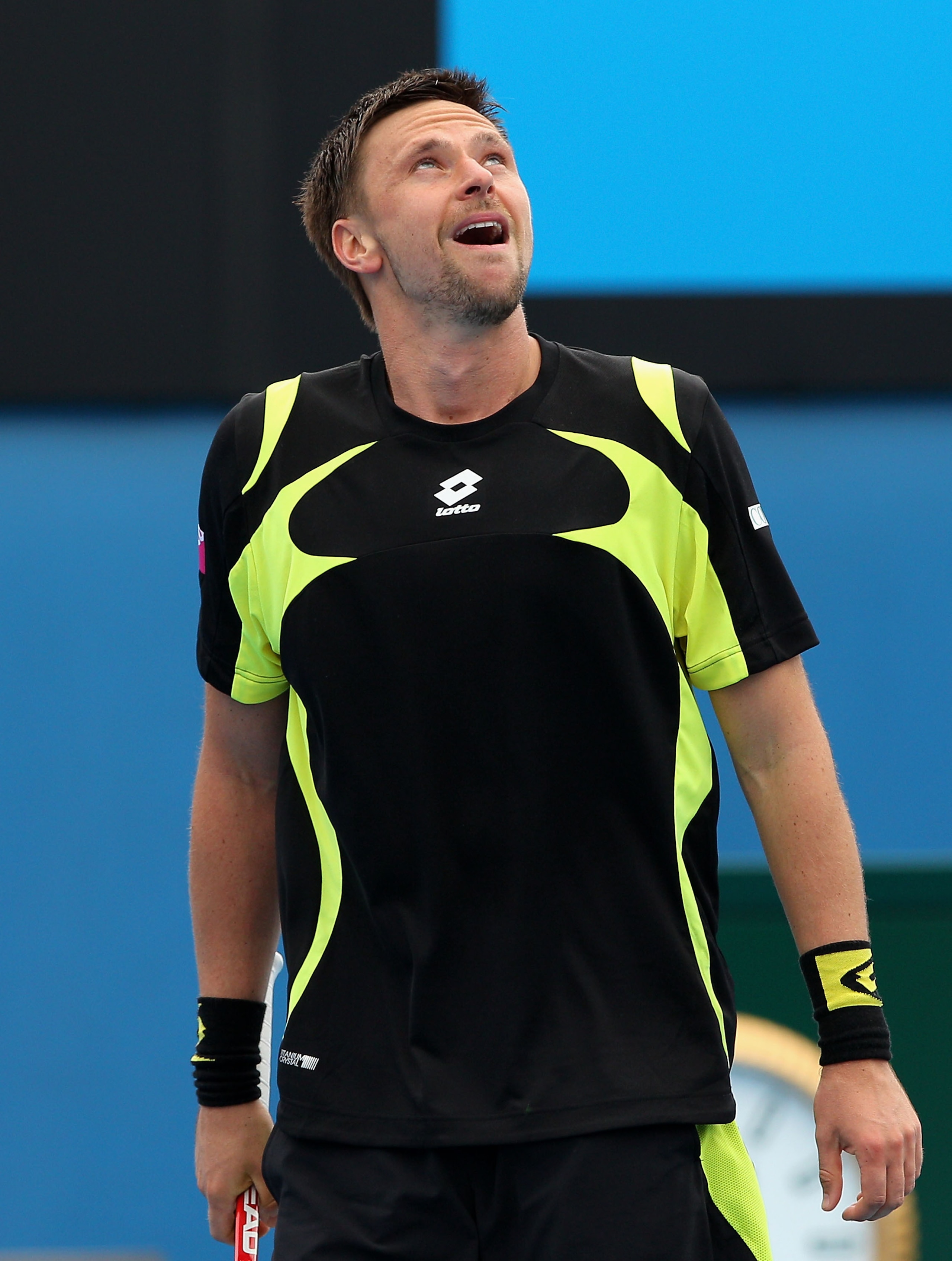 MELBOURNE, AUSTRALIA - JANUARY 18: Robin Soderling of Sweden reacts in his first round match against Potito Starace of Italy during day two of the 2011 Australian Open at Melbourne Park on January 18, 2011 in Melbourne, Australia. (Photo by Cameron Spen MELBOURNE, AUSTRALIA - JANUARY 18: Robin Soderling of Sweden reacts in his first round match against Potito Starace of Italy during day two of the 2011 Australian Open at Melbourne Park on January 18, 2011 in Melbourne, Australia. (Photo by Cameron Spen