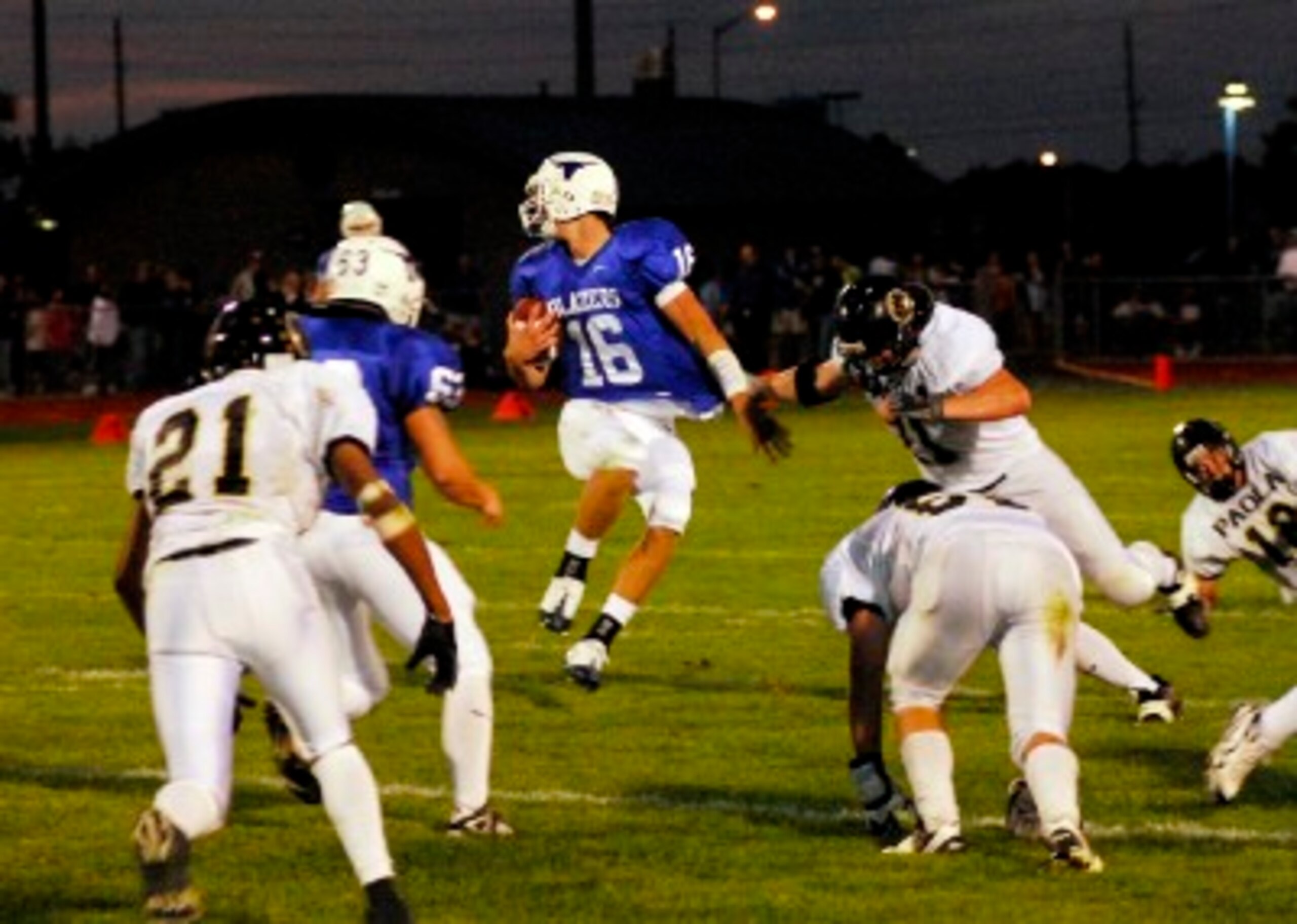Starling (16), from kansasprepfootball.com