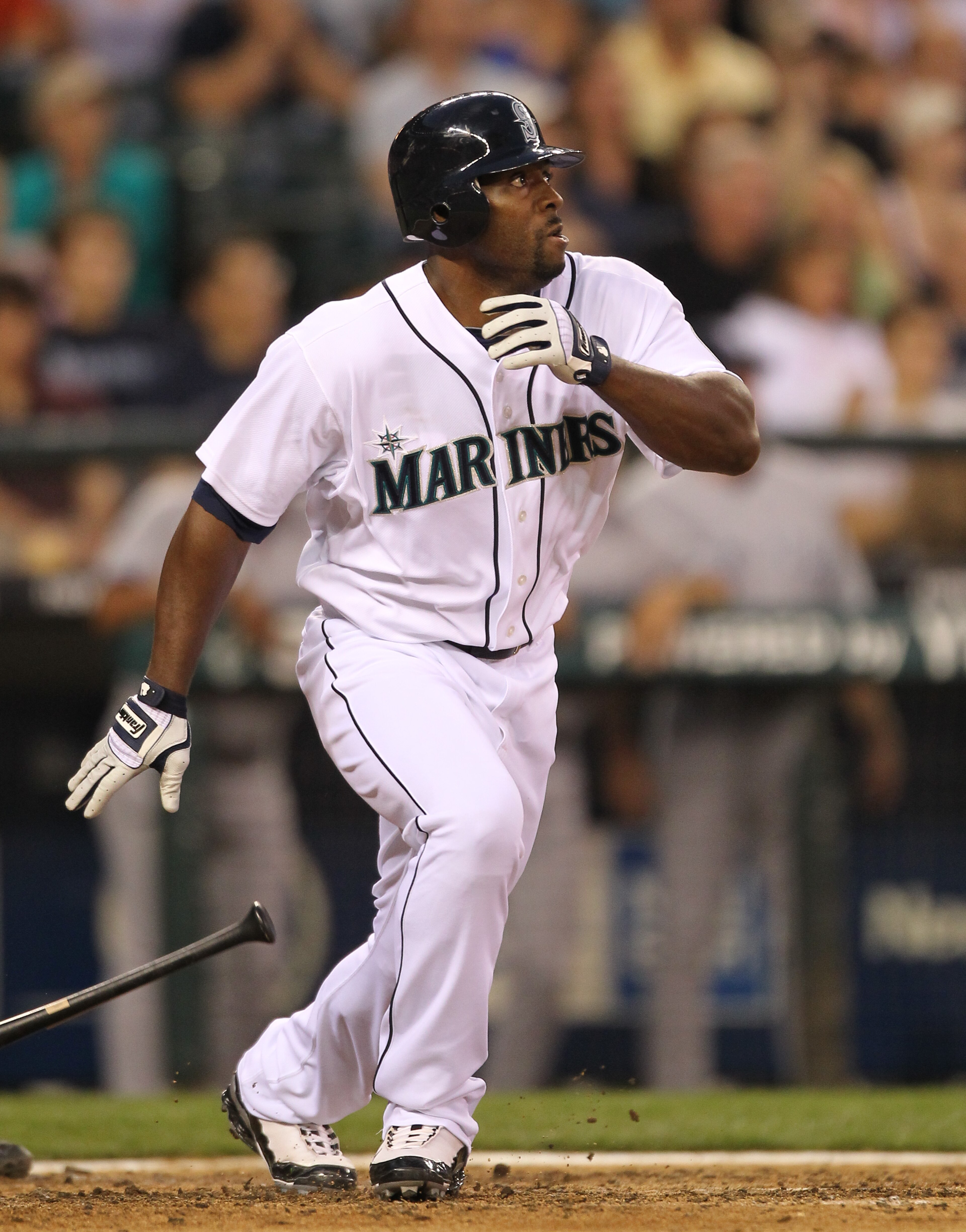 SEATTLE - JULY 10: Milton Bradley #15 of the Seattle Mariners bats against the New York Yankees at Safeco Field on July 10, 2010 in Seattle, Washington. (Photo by Otto Greule Jr/Getty Images) SEATTLE - JULY 10: Milton Bradley #15 of the Seattle Mariners bats against the New York Yankees at Safeco Field on July 10, 2010 in Seattle, Washington. (Photo by Otto Greule Jr/Getty Images)