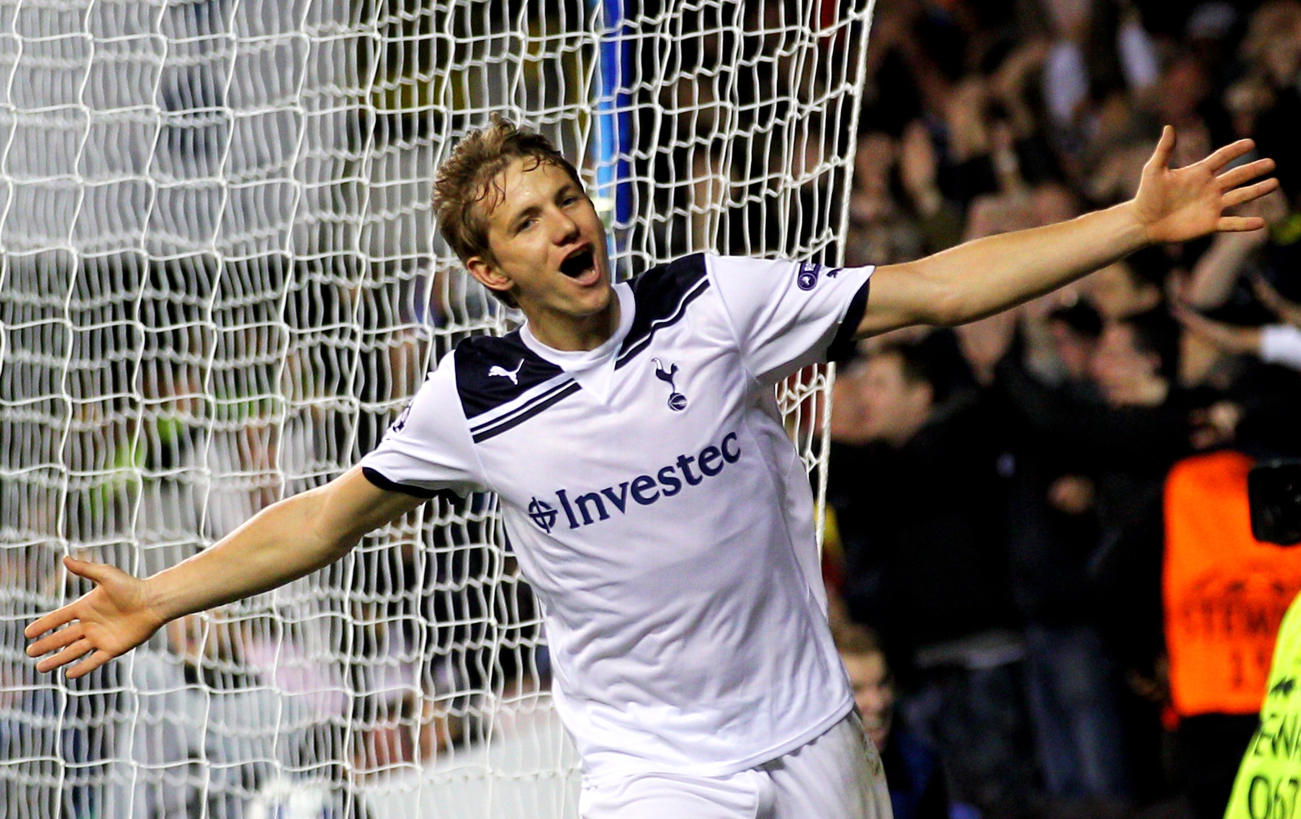 LONDON, ENGLAND - NOVEMBER 02:  Roman Pavlyuchenko of Spurs celebrates after scoring his team's third goal during the UEFA Champions League Group A match between Tottenham Hotspur and Inter Milan at White Hart Lane on November 2, 2010 in London, England. 