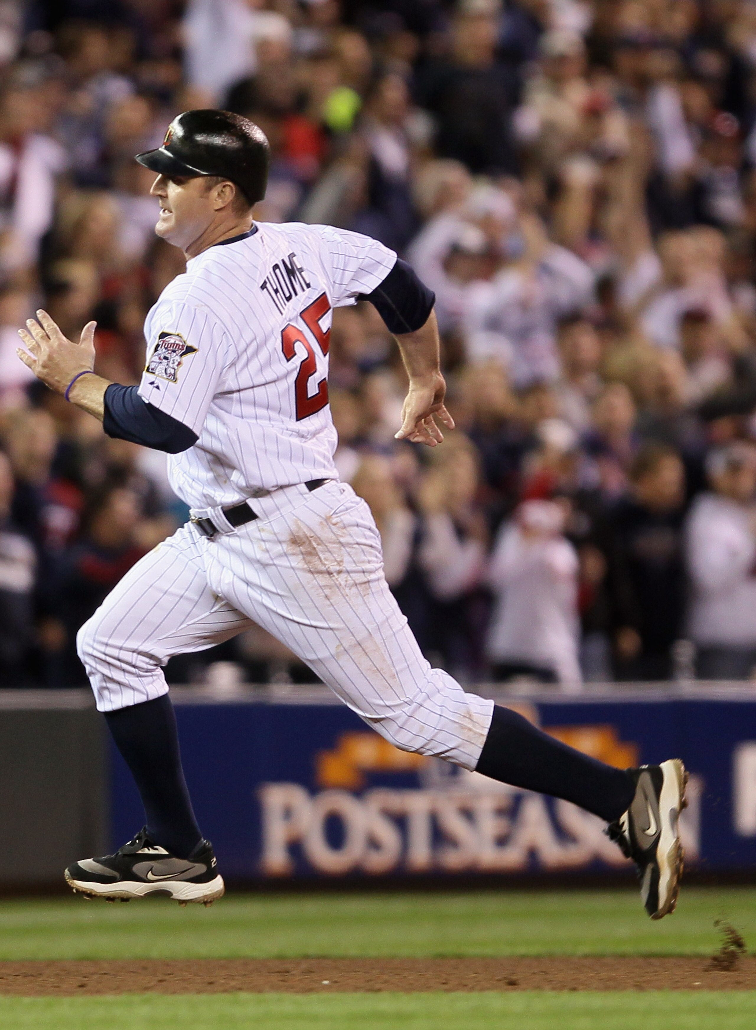 MINNEAPOLIS - OCTOBER 06: Jim Thome #25 of the Minnesota Twins rounds third base against the New York Yankees during game one of the ALDS on October 6, 2010 at Target Field in Minneapolis, Minnesota. (Photo by Elsa/Getty Images) MINNEAPOLIS - OCTOBER 06: Jim Thome #25 of the Minnesota Twins rounds third base against the New York Yankees during game one of the ALDS on October 6, 2010 at Target Field in Minneapolis, Minnesota. (Photo by Elsa/Getty Images)
