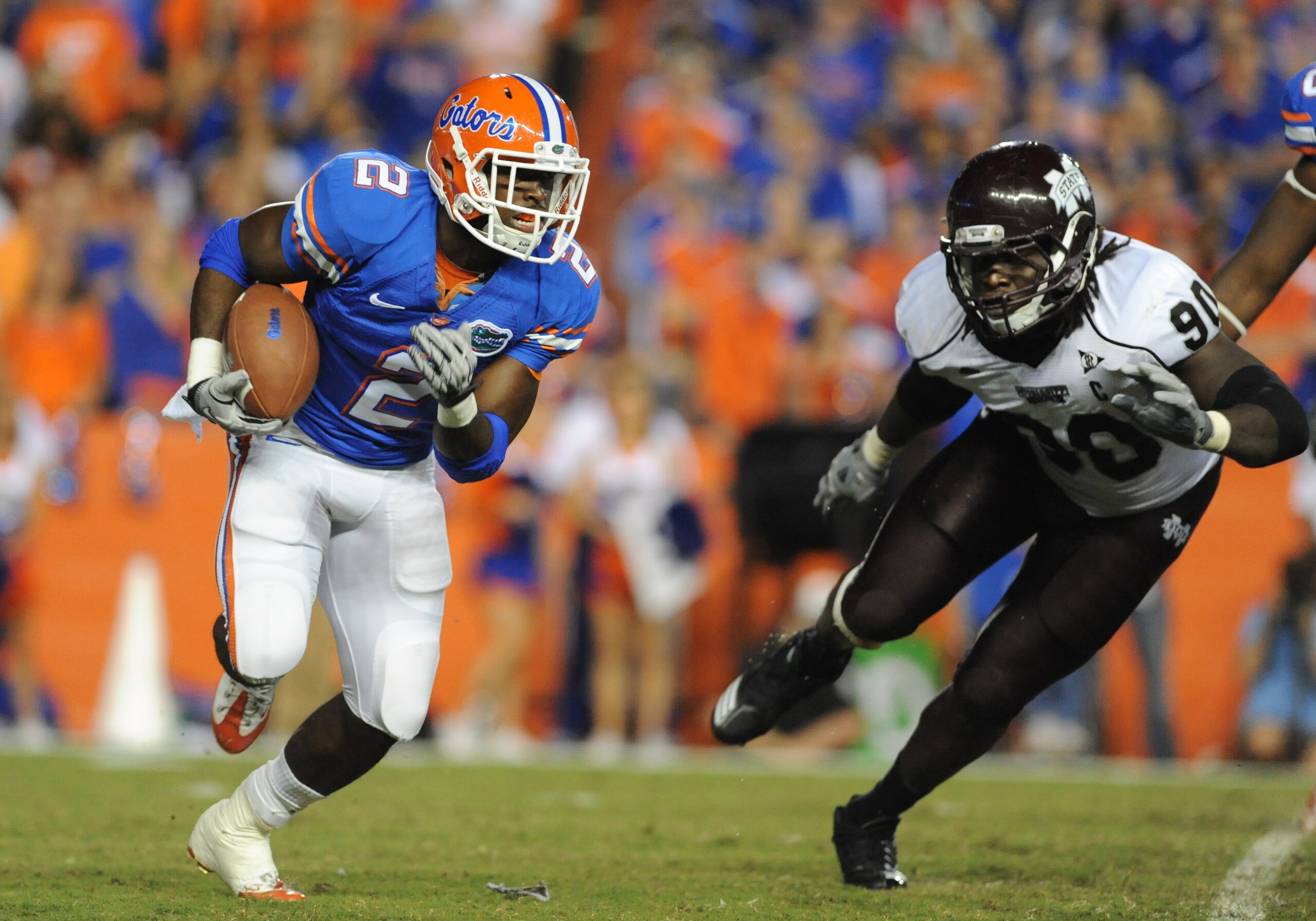 GAINESVILLE, FL - OCTOBER 16: Running back Jeff Demps #2 of the Florida Gators rushes upfield against the Mississippi State Bulldogs October 16, 2010 Ben Hill Griffin Stadium at Gainesville, Florida. (Photo by Al Messerschmidt/Getty Images) GAINESVILLE, FL - OCTOBER 16: Running back Jeff Demps #2 of the Florida Gators rushes upfield against the Mississippi State Bulldogs October 16, 2010 Ben Hill Griffin Stadium at Gainesville, Florida. (Photo by Al Messerschmidt/Getty Images)