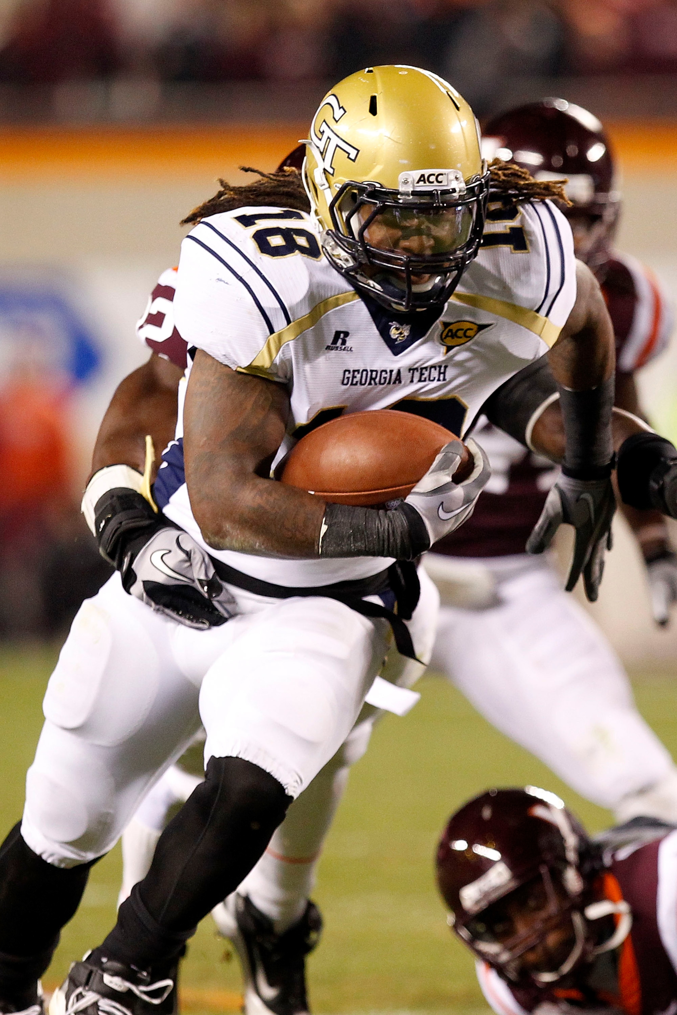 BLACKSBURG, VA - NOVEMBER 04:  Running back Anthony Allen #18 of the Georgia Tech Yellow Jackets runs with the ball against the Virginia Tech Hokies at Lane Stadium on November 4, 2010 in Blacksburg, Virginia.  (Photo by Geoff Burke/Getty Images)