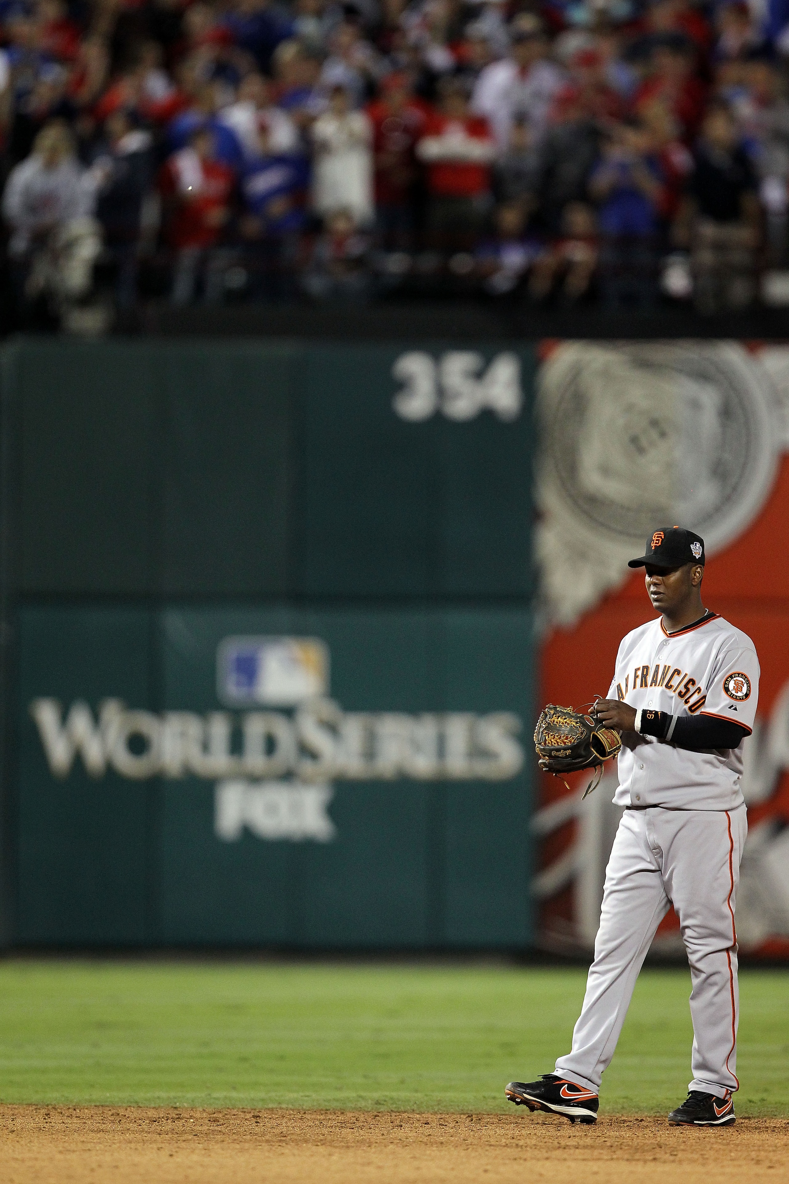ARLINGTON, TX - NOVEMBER 01: Edgar Renteria #16 of the San Francisco Giants readies on defense against the Texas Rangers in Game Five of the 2010 MLB World Series at Rangers Ballpark in Arlington on November 1, 2010 in Arlington, Texas. (Photo by Ronald ARLINGTON, TX - NOVEMBER 01: Edgar Renteria #16 of the San Francisco Giants readies on defense against the Texas Rangers in Game Five of the 2010 MLB World Series at Rangers Ballpark in Arlington on November 1, 2010 in Arlington, Texas. (Photo by Ronald