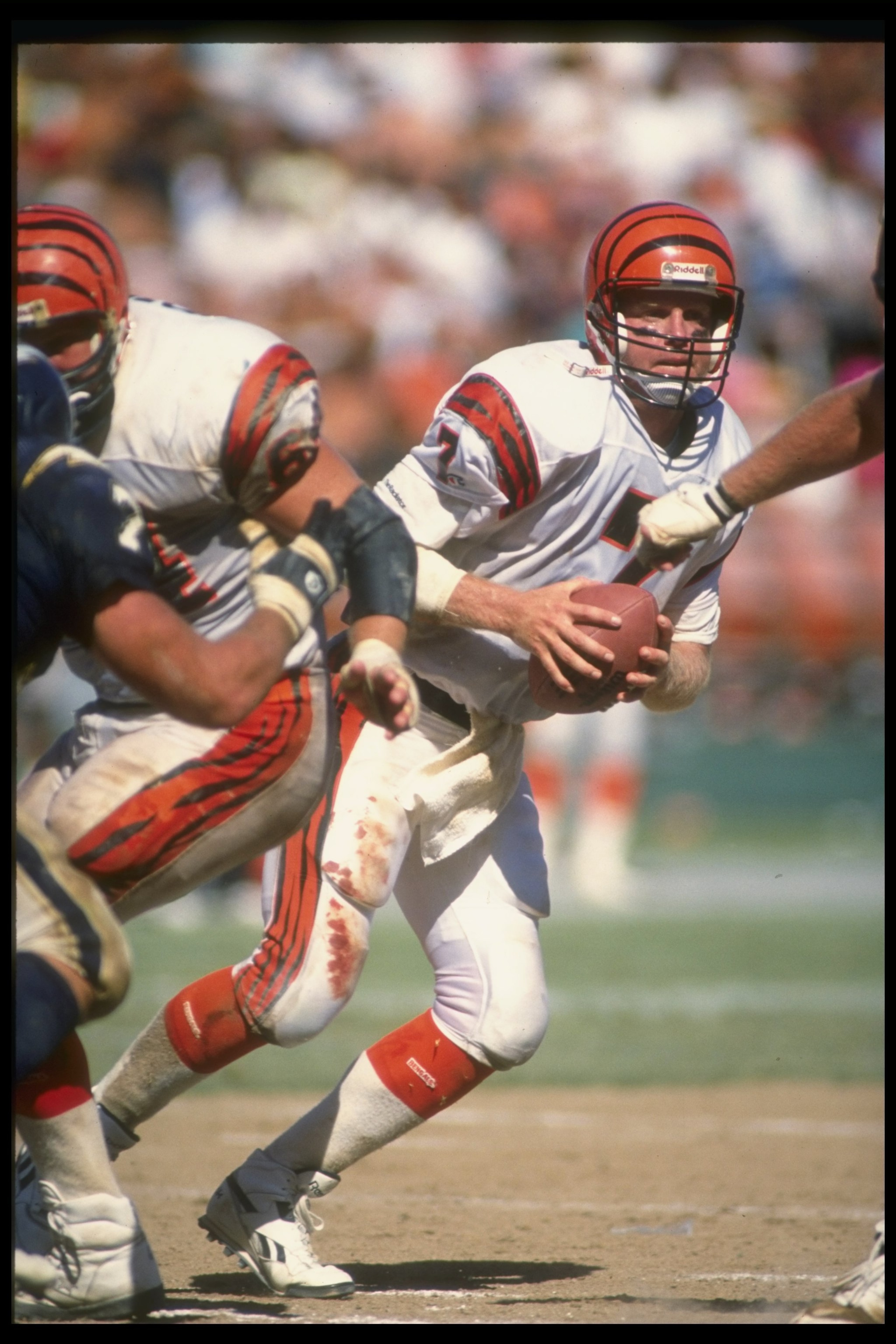 16 Sep 1990: Quarterback Boomer Esiason of the Cincinnati Bengals looks to pass the ball during a game against the San Diego Chargers during a game at Jack Murphy Stadium in San Diego, California. The Bengals won the game, 21-16.
