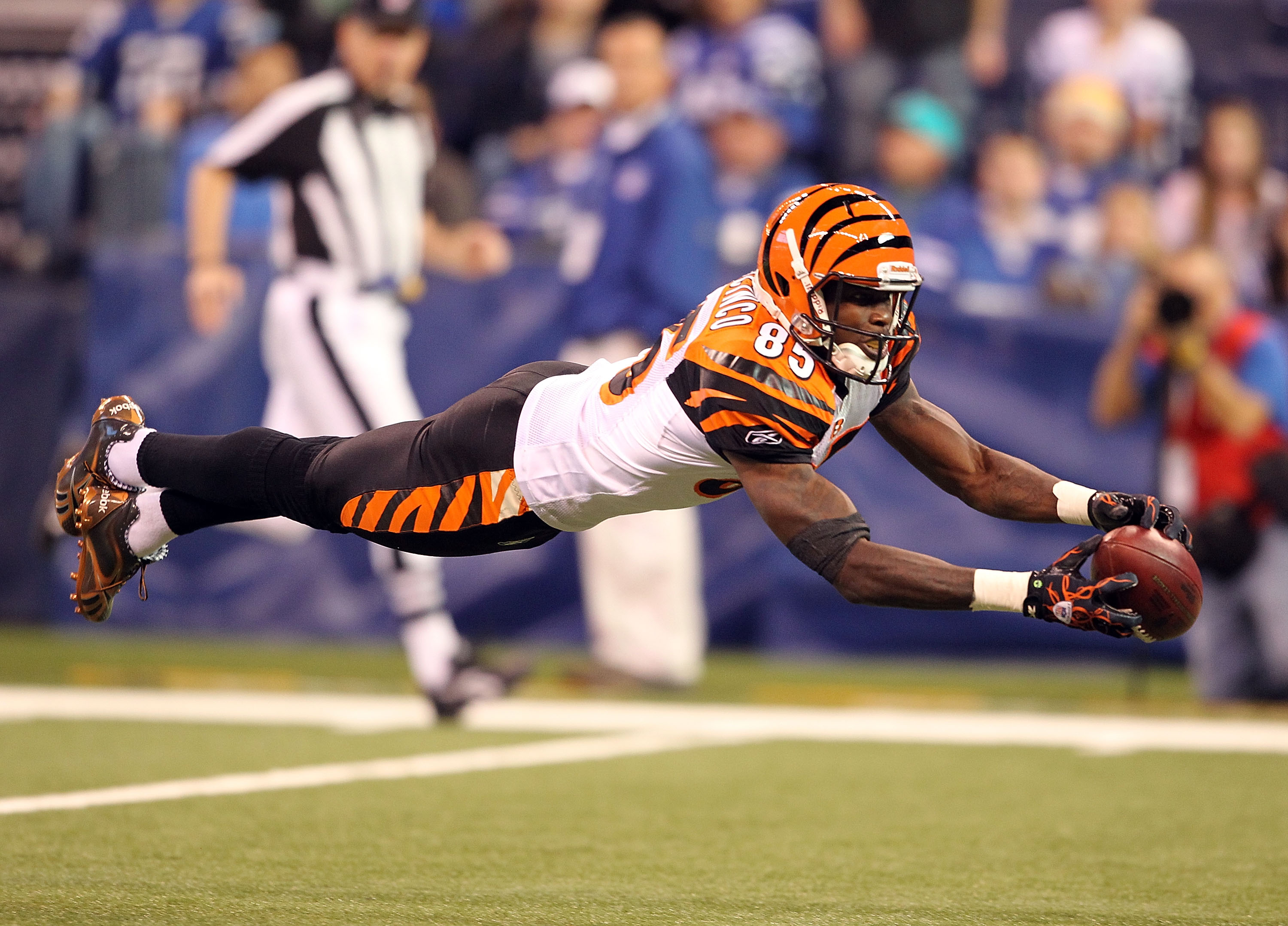 Patriots land Chad Ochocinco from the Cincinnati Bengals