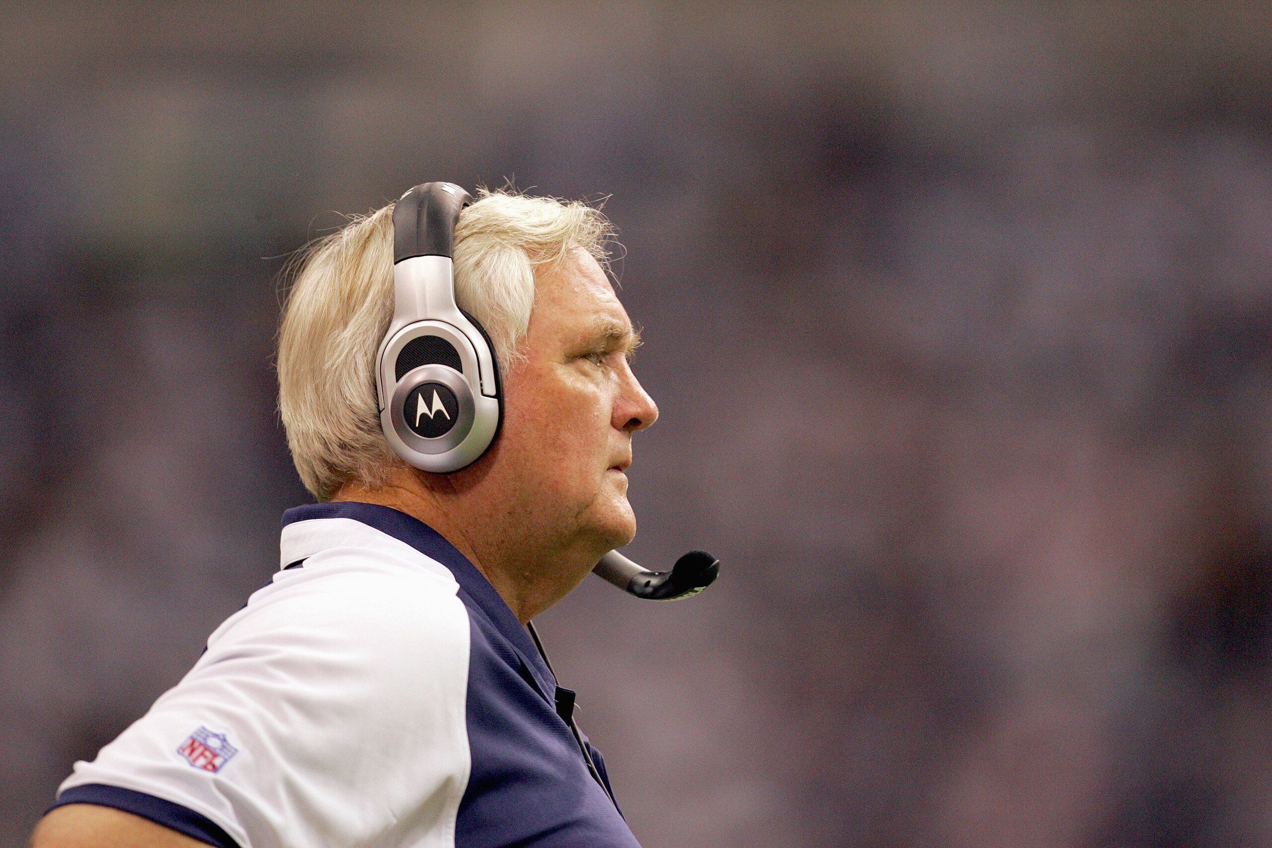 IRVING, TX - NOVEMBER 18: Head coach Wade Philips of the Dallas Cowboys looks on the field during the game against the Washington Redskins at Texas Stadium November 18, 2007 in Irving, Texas. (Photo by Ronald Martinez/Getty Images)