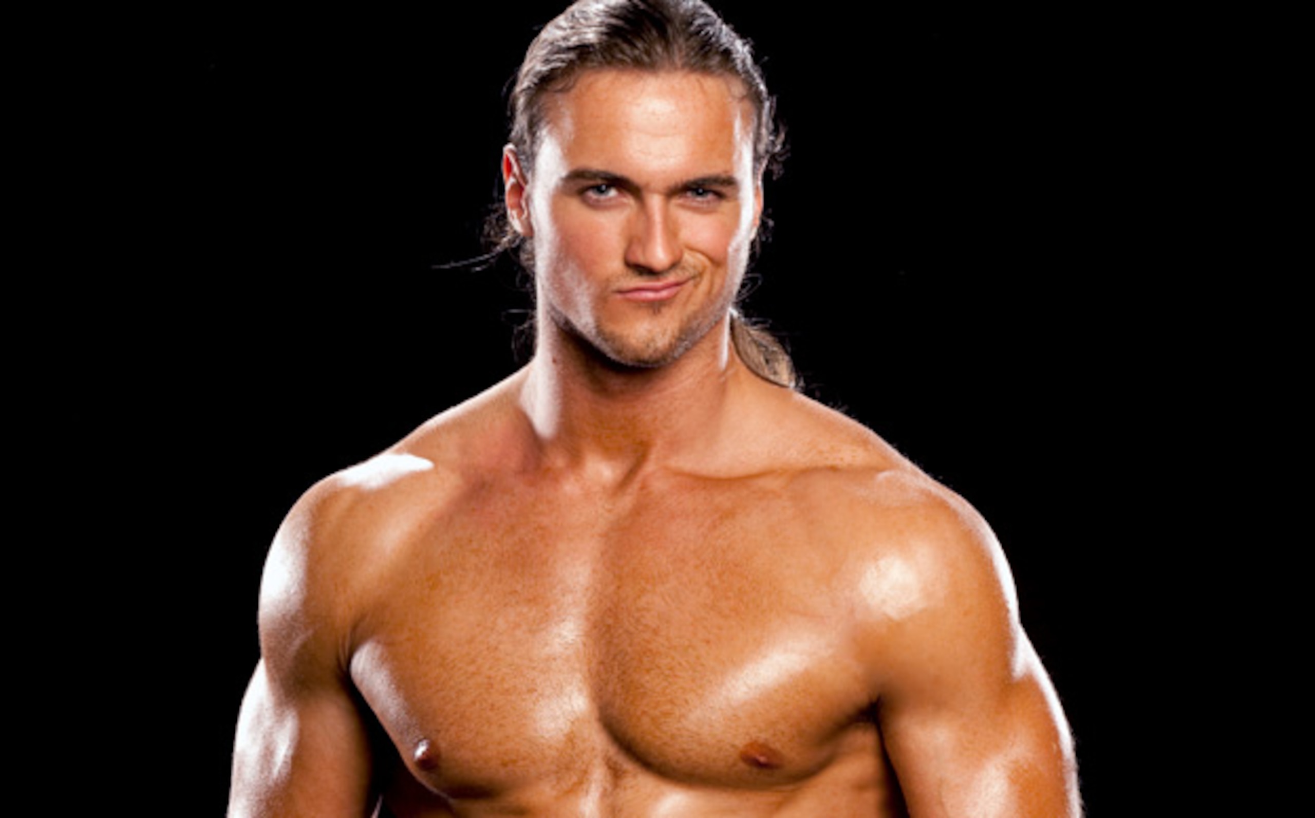 Drew falls two spots from his original position on the list thanks to creative allowing him to float. Everything about this guy screams "Title run" but until he's given the confidence and exposure he needs, he'll continue rising just above the other midcarders, which is a feat in and of itself.