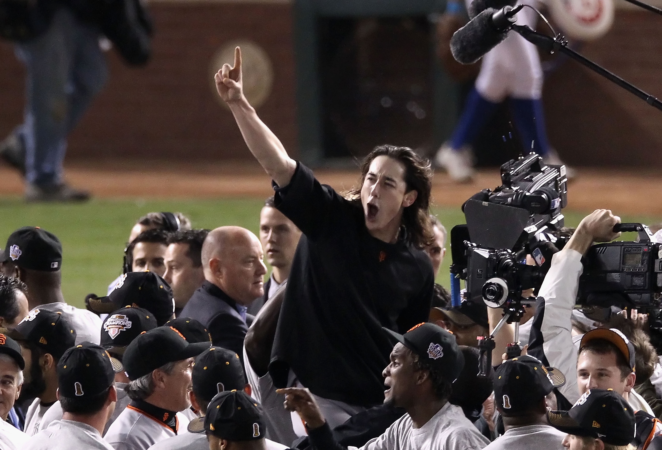 ARLINGTON, TX - NOVEMBER 01:  Pitcher Tim Lincecum #55 of the San Francisco Giants and teammates celebrate defeating the Texas Rangers 3-1 to win the 2010 MLB World Series at Rangers Ballpark in Arlington on November 1, 2010 in Arlington, Texas.  (Photo b