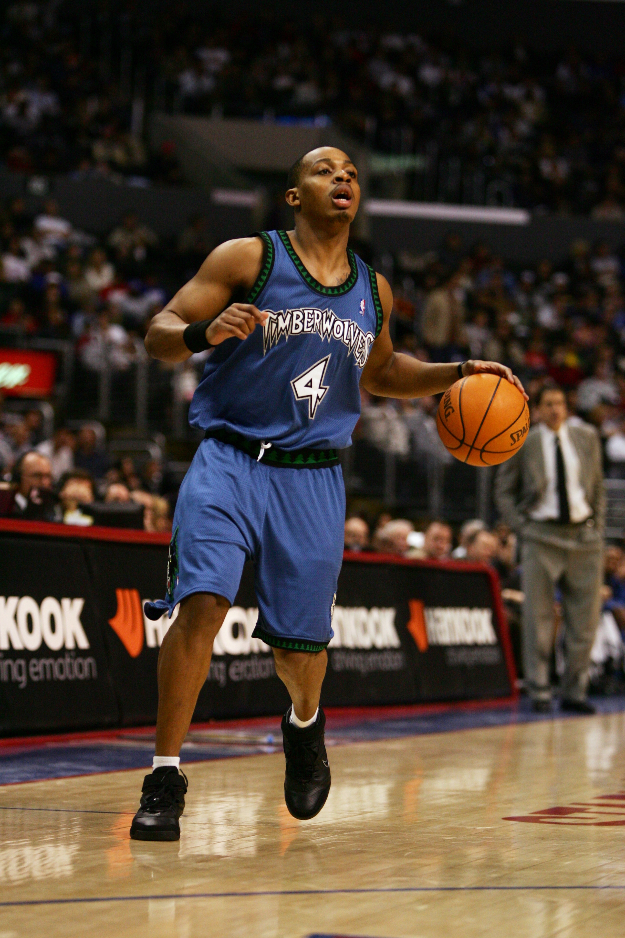 LOS ANGELES, CA - JANUARY 27:  Randy Foye #4 of the Minnesota Timberwolves moves the ball against the Los Angeles Clippers at Staples Center on January 27, 2007 in Los Angeles, California.  The Timberwolves won 101-87.  NOTE TO USER: User expressly acknow