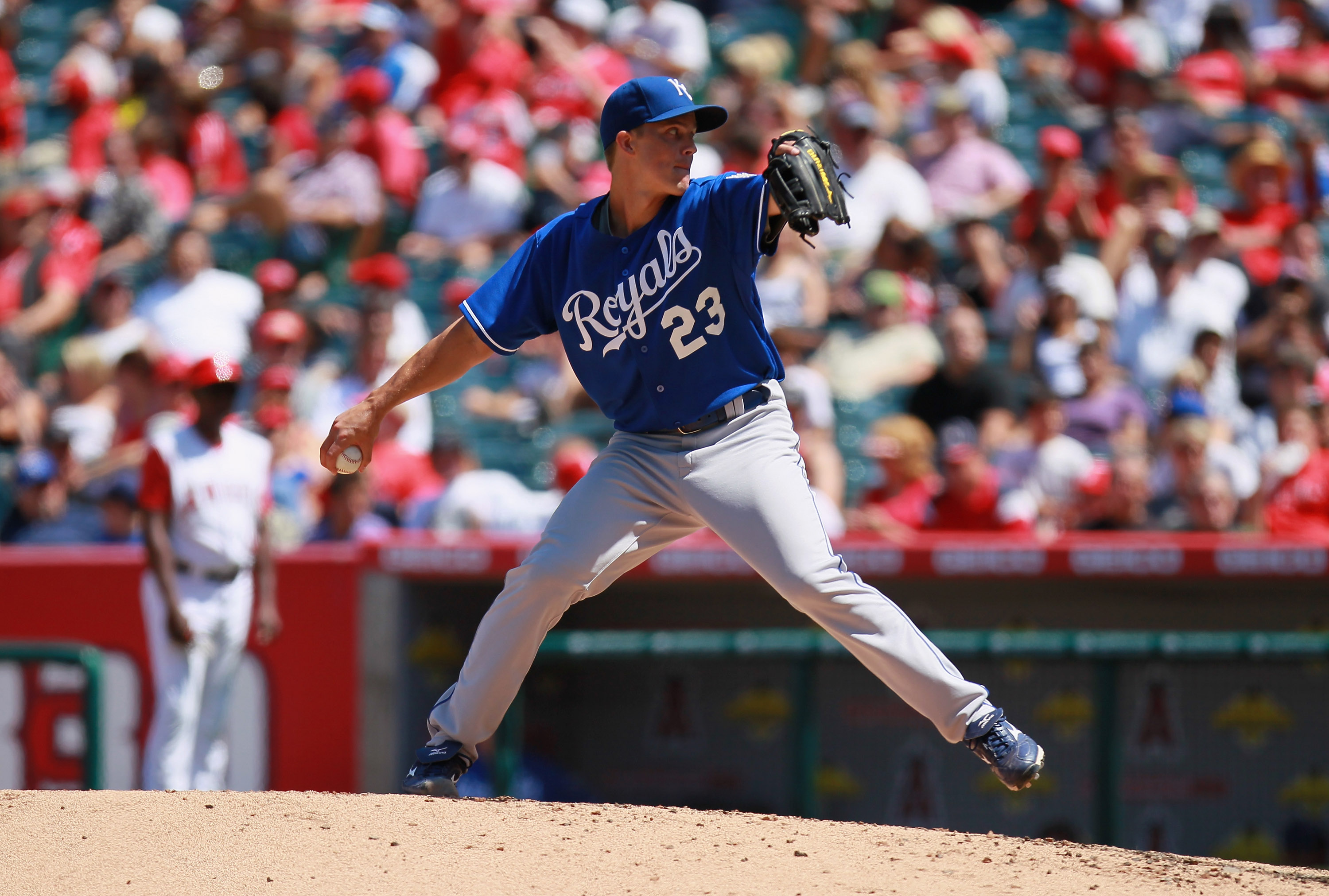 ANAHEIM, CA - AUGUST 11:  Zack Greinke #23 of the Kansas City Royals pitches against the Los Angeles Angels of Anaheim at Angel Stadium on August 11, 2010 in Anaheim, California.  (Photo by Jeff Gross/Getty Images)