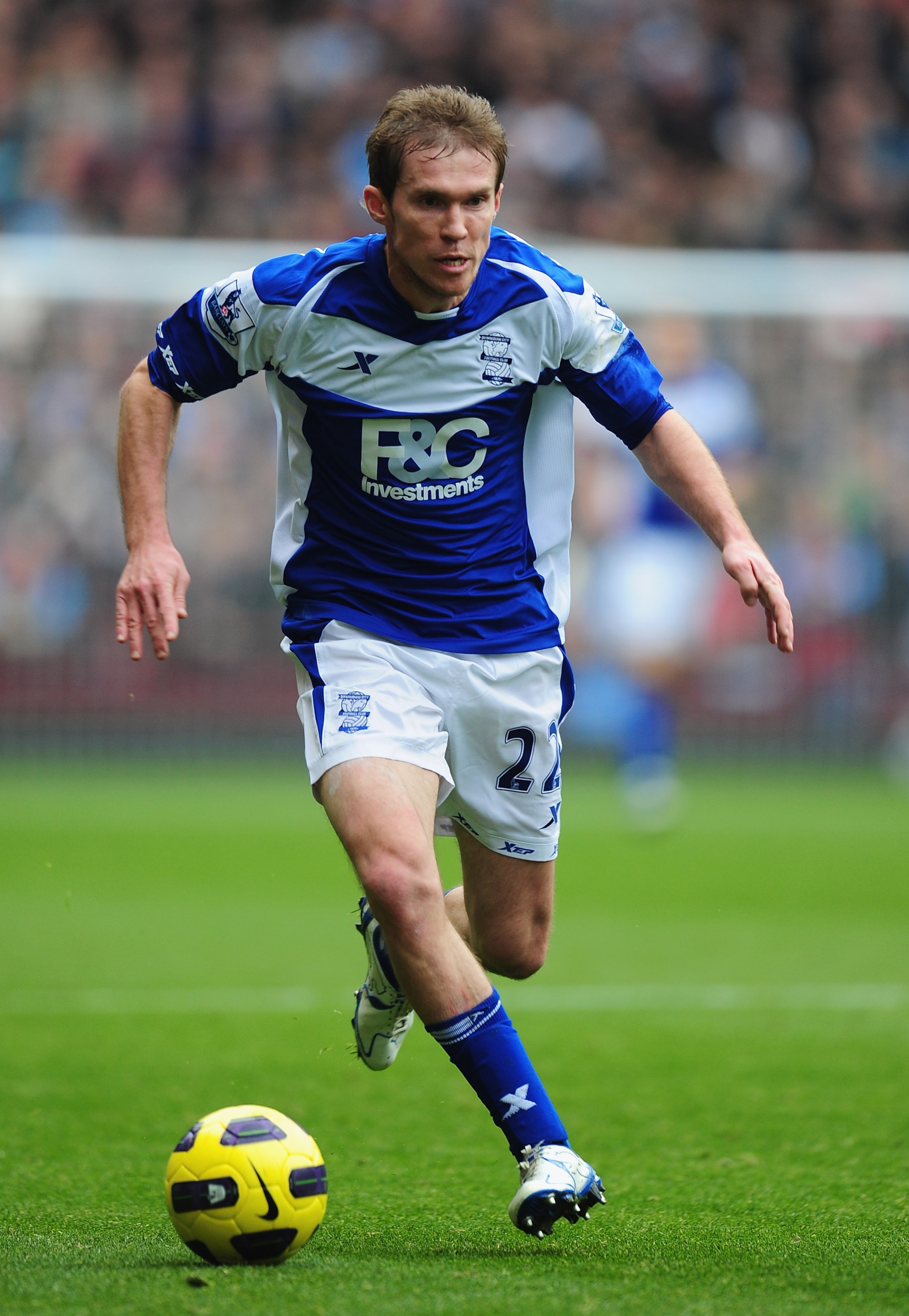 BIRMINGHAM, ENGLAND - OCTOBER 31:  Alexander Hleb of Birmingham in action during the Barclays Premier League match between Aston Villa and Birmingham at Villa Park on October 31, 2010 in London, England.  (Photo by Mike Hewitt/Getty Images)
