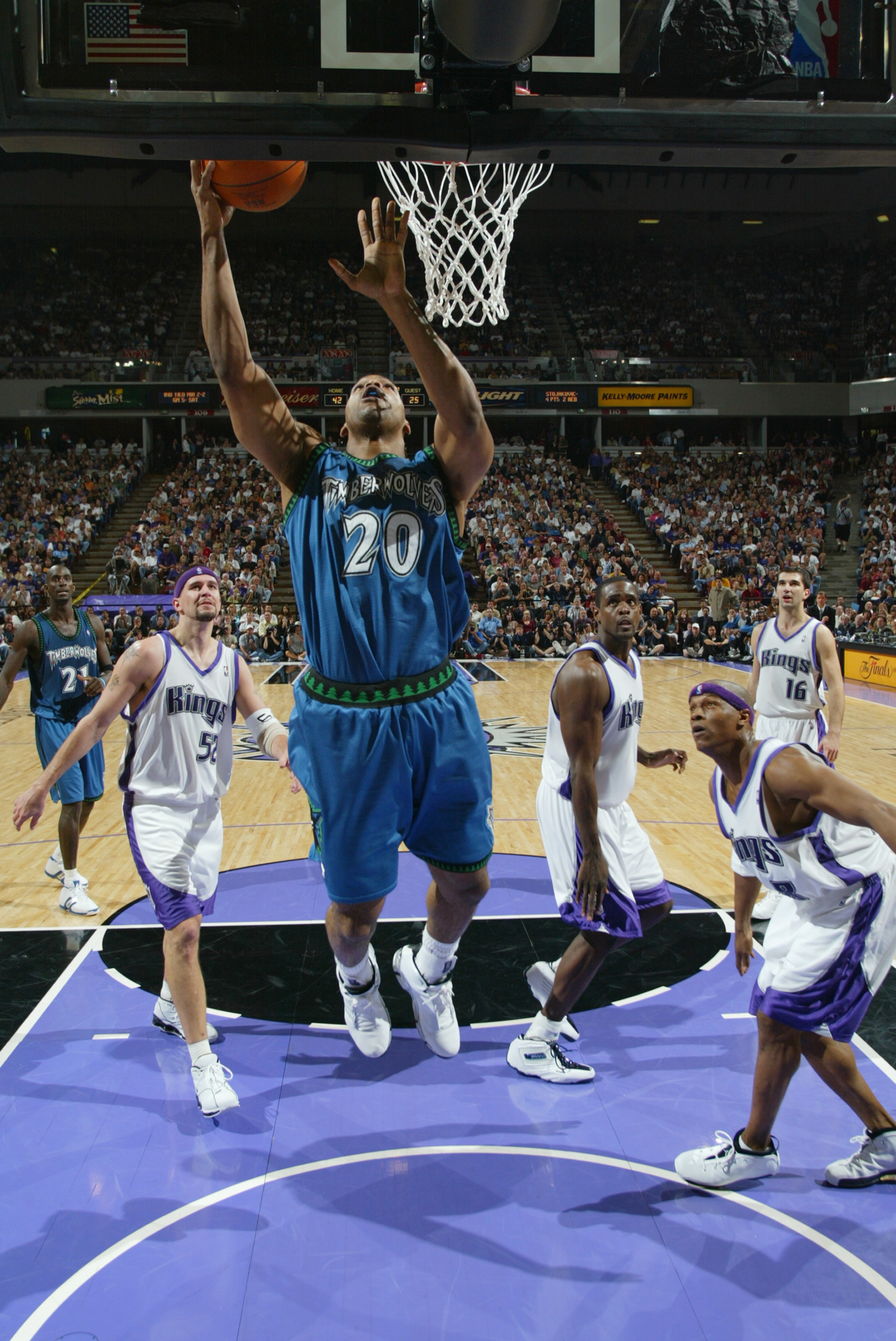 SACRAMENTO, CA - MAY 12:  Gary Trent #20 of the Minnesota Timberwolves shoots against the Sacramento Kings in Game four of the Western Conference Semifinals during the 2004 NBA Playoffs at Arco Arena on May 12, 2004 in Sacramento, California.  The Kings w