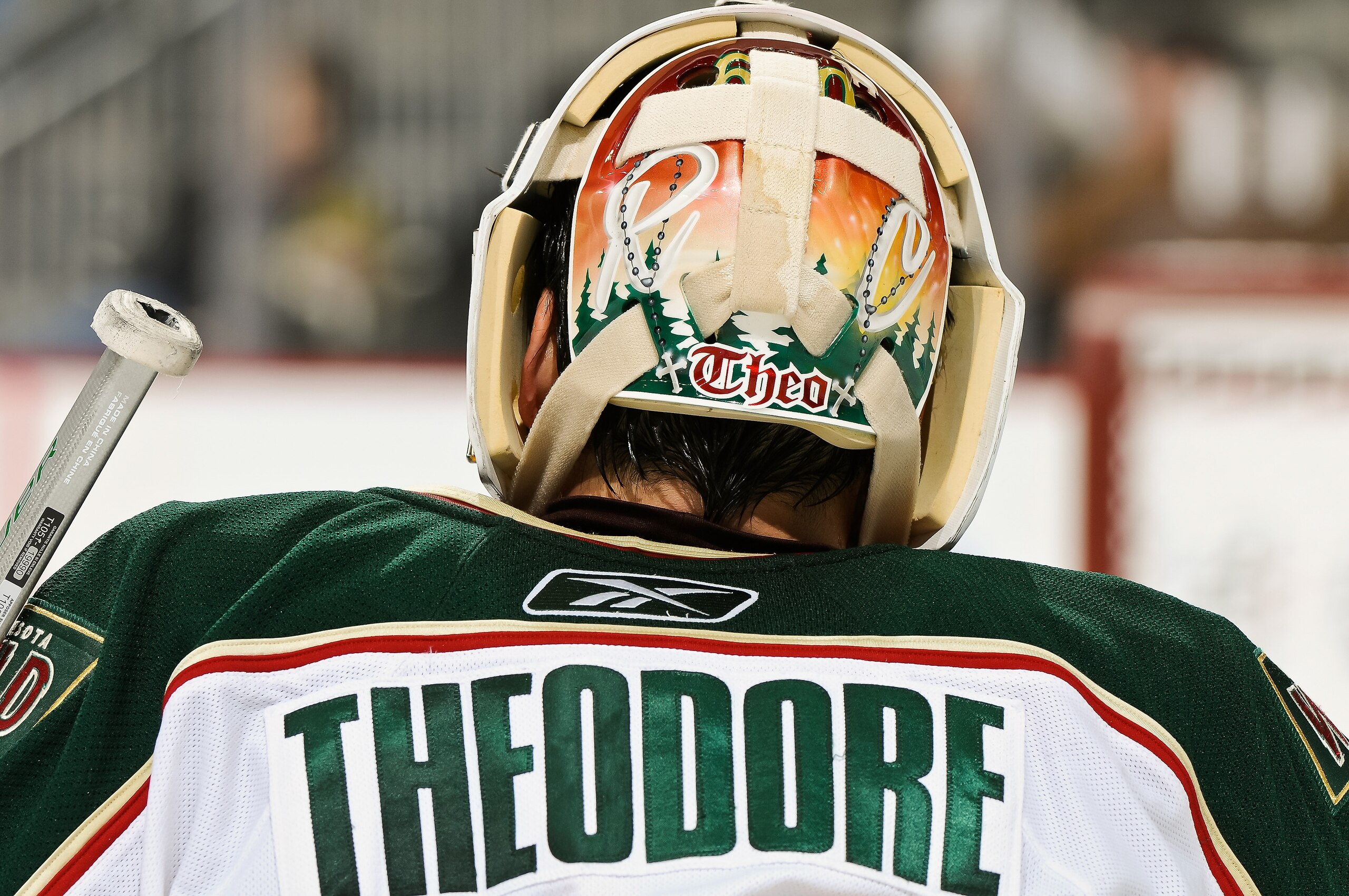 PITTSBURGH, PA - JANUARY 08:  Goaltender Jose Theodore #60 of the Minnesota Wild takes a breather against the Pittsburgh Penguins on January 8, 2011 at CONSOL Energy Center in Pittsburgh, Pennsylvania.  (Photo by Jamie Sabau/Getty Images)