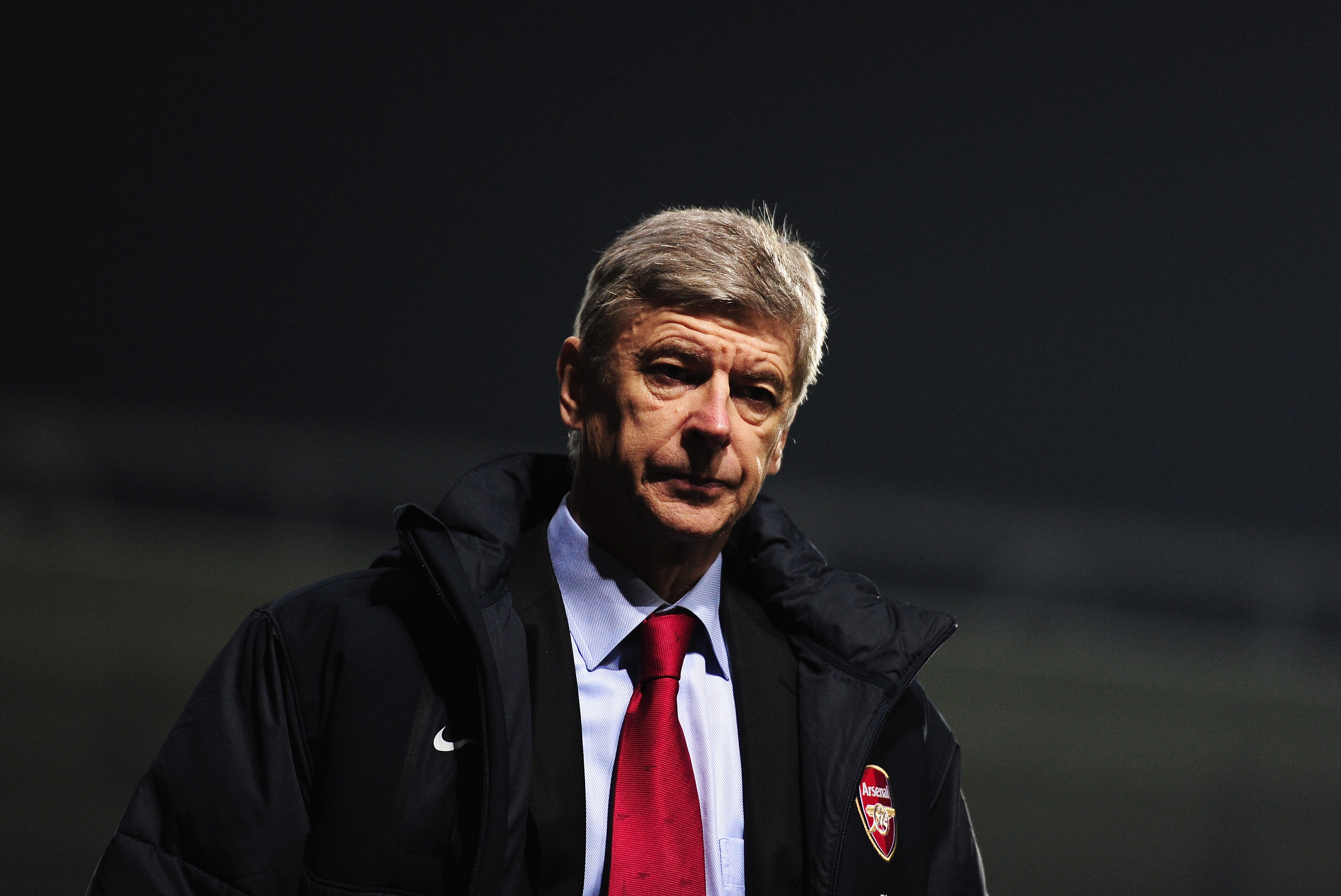 IPSWICH, ENGLAND - JANUARY 12:  Arsene Wenger, Manager of Arsenal walks off at half time during the Carling Cup Semi Final First Leg match between Ipswich Town and Arsenal at Portman Road on January 12, 2011 in Ipswich, England.  (Photo by Jamie McDonald/
