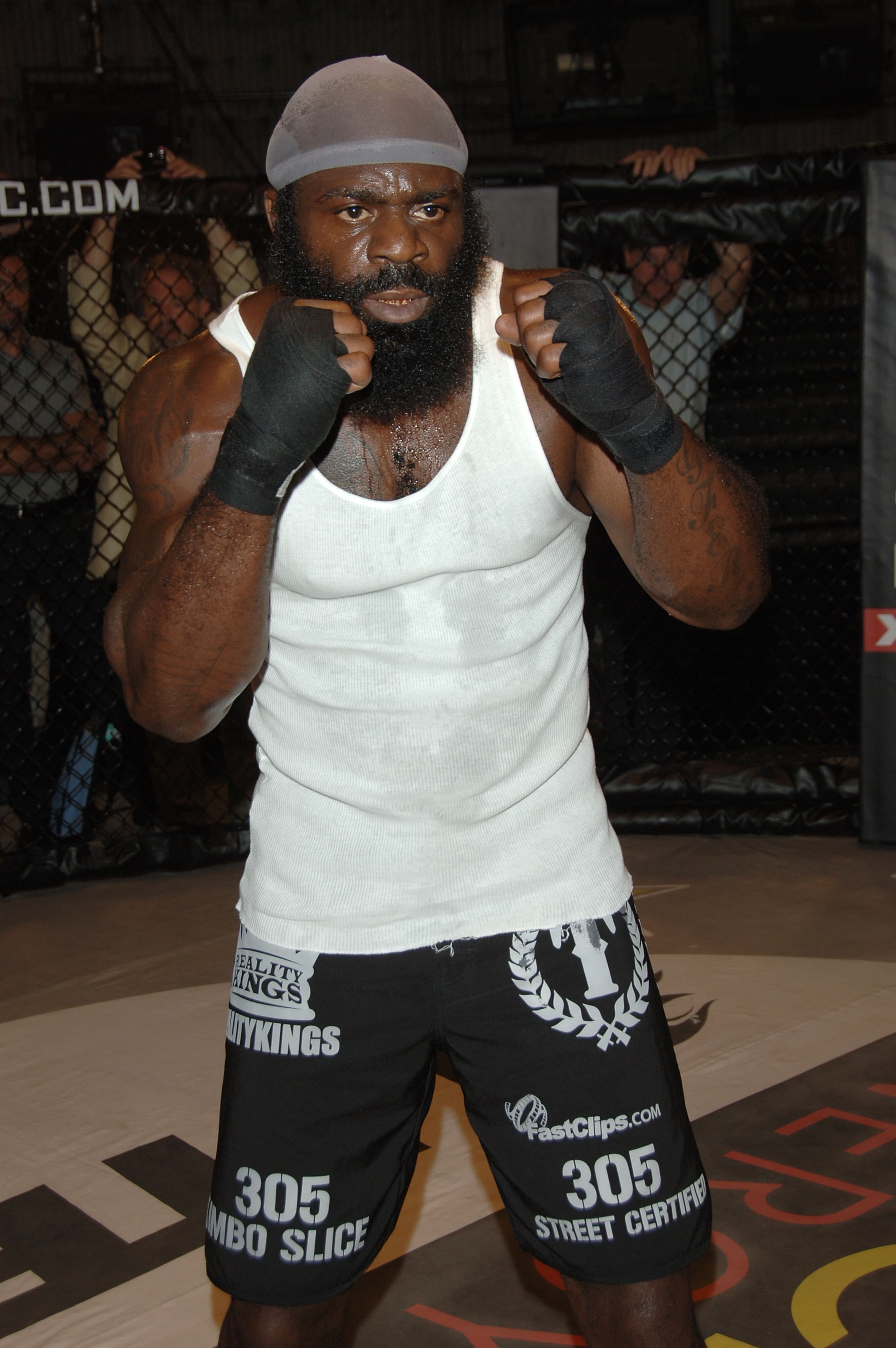 STUDIO CITY, CA - MAY 19: MMA fighter Kimbo Slice attends CBS's 'Elite XC Saturday Night Fights' Press Conference at CBS Radford Studios on May 19, 2008 in Studio City, California. (Photo by Stephen Shugerman/Getty Images) STUDIO CITY, CA - MAY 19: MMA fighter Kimbo Slice attends CBS's 'Elite XC Saturday Night Fights' Press Conference at CBS Radford Studios on May 19, 2008 in Studio City, California. (Photo by Stephen Shugerman/Getty Images)