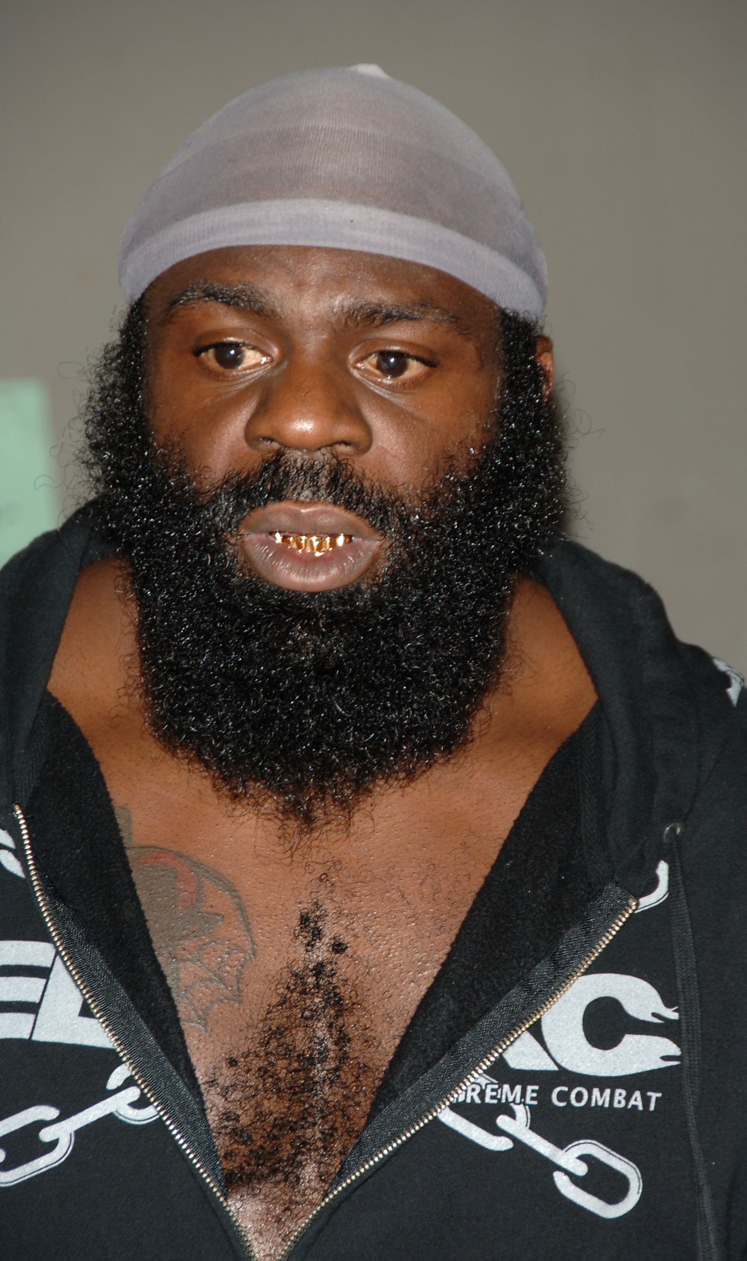 STUDIO CITY, CA - MAY 19: MMA fighter Kimbo Slice attends CBS's 'Elite XC Saturday Night Fights' Press Conference at CBS Radford Studios on May 19, 2008 in Studio City, California. (Photo by Stephen Shugerman/Getty Images) STUDIO CITY, CA - MAY 19: MMA fighter Kimbo Slice attends CBS's 'Elite XC Saturday Night Fights' Press Conference at CBS Radford Studios on May 19, 2008 in Studio City, California. (Photo by Stephen Shugerman/Getty Images)