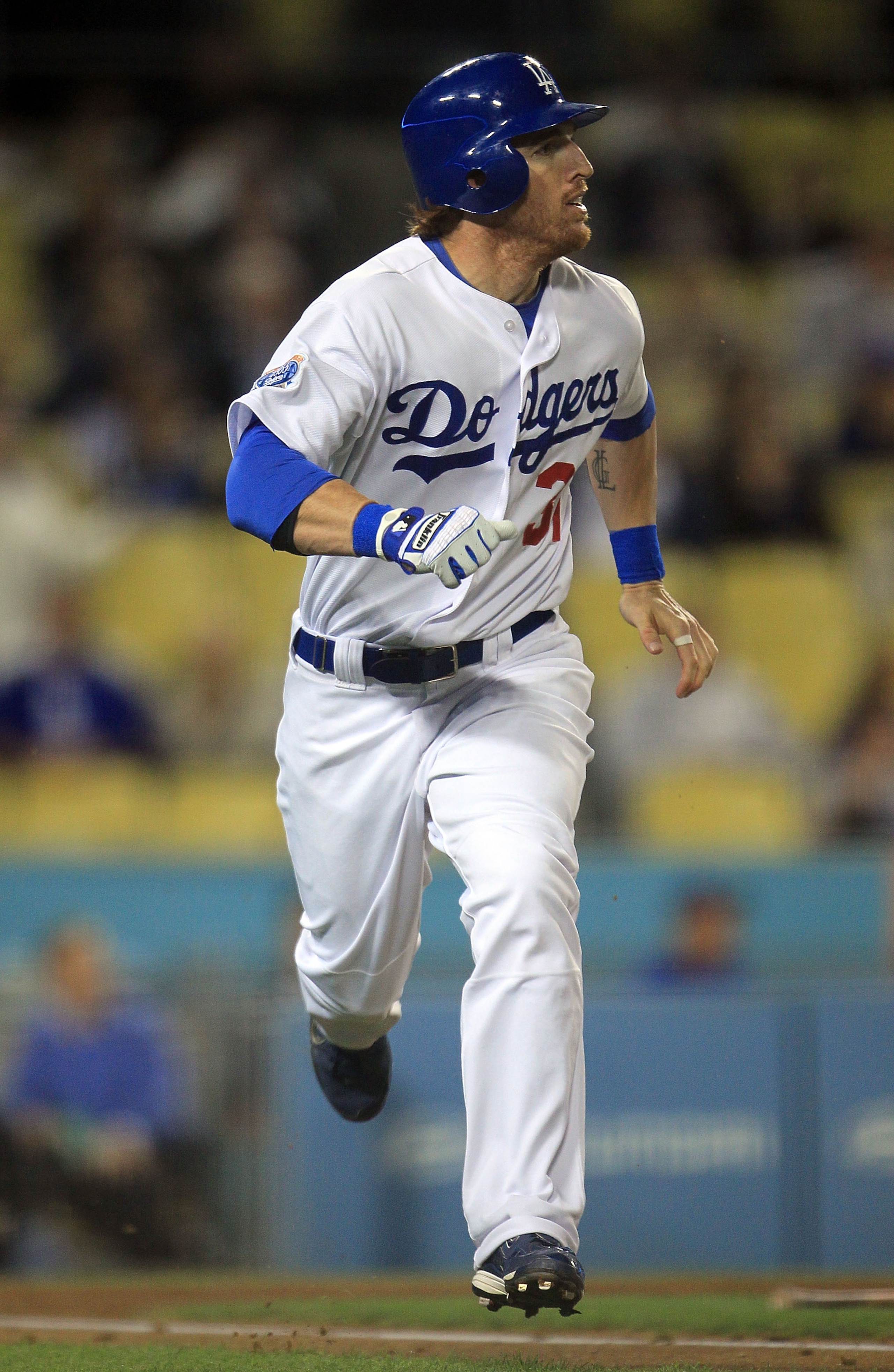 LOS ANGELES, CA - SEPTEMBER 22:  Jay Gibbons #31 of the Los Angeles Dodgers plays against the San Diego Padres at Dodger Stadium on September 22, 2010 in Los Angeles, California.  (Photo by Jeff Gross/Getty Images)