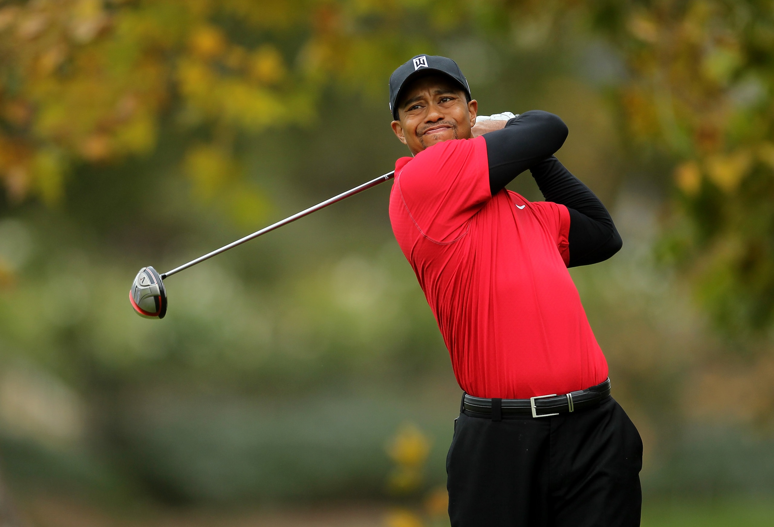 THOUSAND OAKS, CA - DECEMBER 05: Tiger Woods hits his tee shot on the fifth hole during the final round of the Chevron World Challenge at Sherwood Country Club on December 5, 2010 in Thousand Oaks, California. (Photo by Stephen Dunn/Getty Images) THOUSAND OAKS, CA - DECEMBER 05: Tiger Woods hits his tee shot on the fifth hole during the final round of the Chevron World Challenge at Sherwood Country Club on December 5, 2010 in Thousand Oaks, California. (Photo by Stephen Dunn/Getty Images)