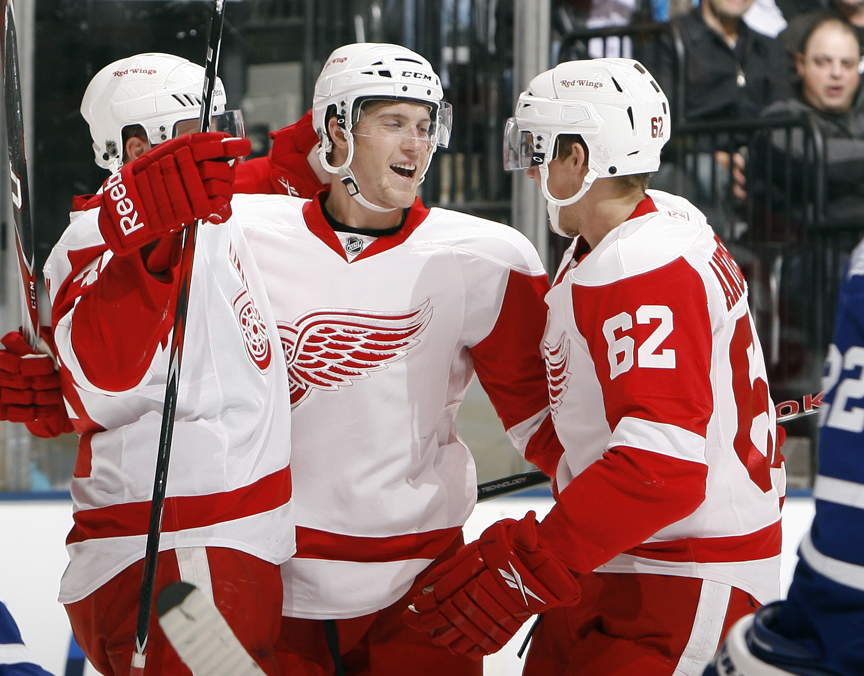 Johan Franzen and Kris Draper of the Detroit Red Wings participate in  News Photo - Getty Images