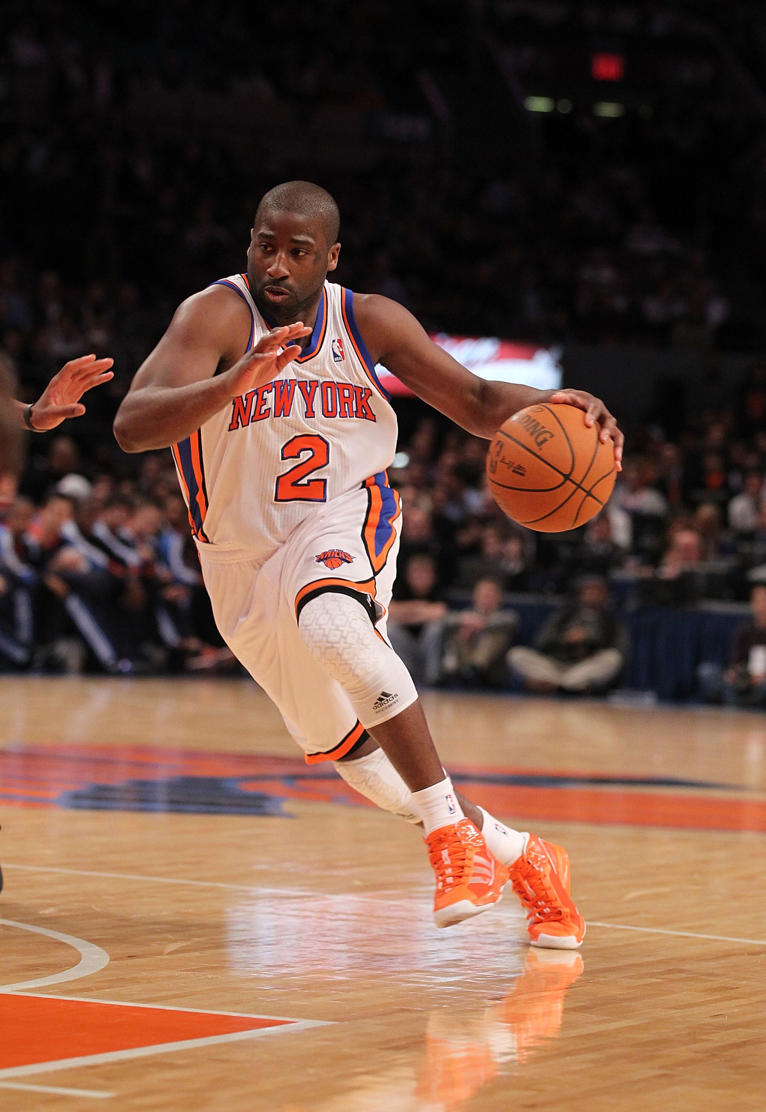 NEW YORK - DECEMBER 22:  Raymond Felton #2 of the New York Knicks in action against the Oklahoma City Thunder at Madison Square Garden on December 22, 2010 in New York, New York.   NOTE TO USER: User expressly acknowledges and agrees that, by downloading