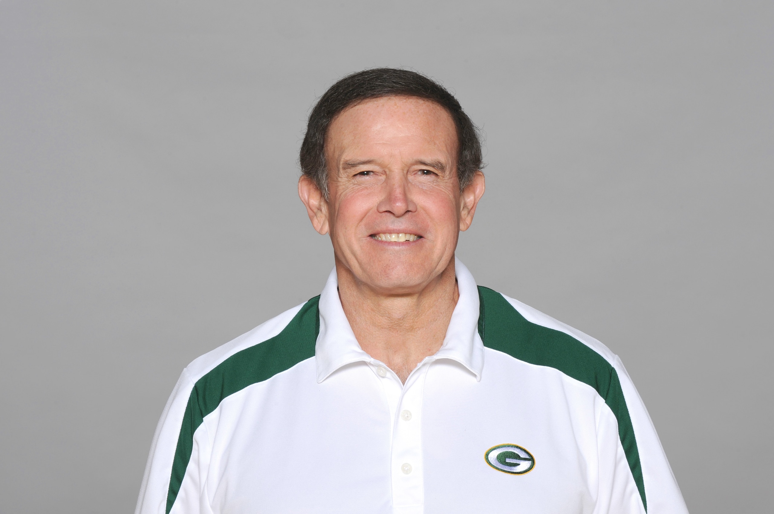 GREEN BAY, WI - 2009: Dom Capers of the Green Bay Packers poses for his 2009 NFL headshot at photo day in Green Bay, Wisconsin. (Photo by NFL Photos) GREEN BAY, WI - 2009: Dom Capers of the Green Bay Packers poses for his 2009 NFL headshot at photo day in Green Bay, Wisconsin. (Photo by NFL Photos)