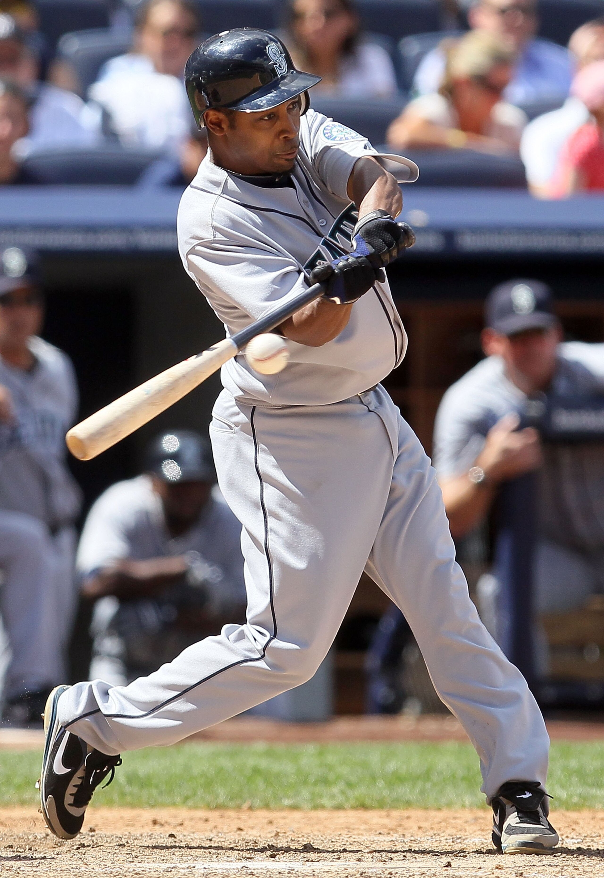 NEW YORK - JULY 01: Chone Figgins #9 of the Seattle Mariners bats against the New York Yankees on July 1, 2010 at Yankee Stadium in the Bronx borough of New York City. The Yankees defeated the Mariners 4-2. (Photo by Jim McIsaac/Getty Images) NEW YORK - JULY 01: Chone Figgins #9 of the Seattle Mariners bats against the New York Yankees on July 1, 2010 at Yankee Stadium in the Bronx borough of New York City. The Yankees defeated the Mariners 4-2. (Photo by Jim McIsaac/Getty Images)