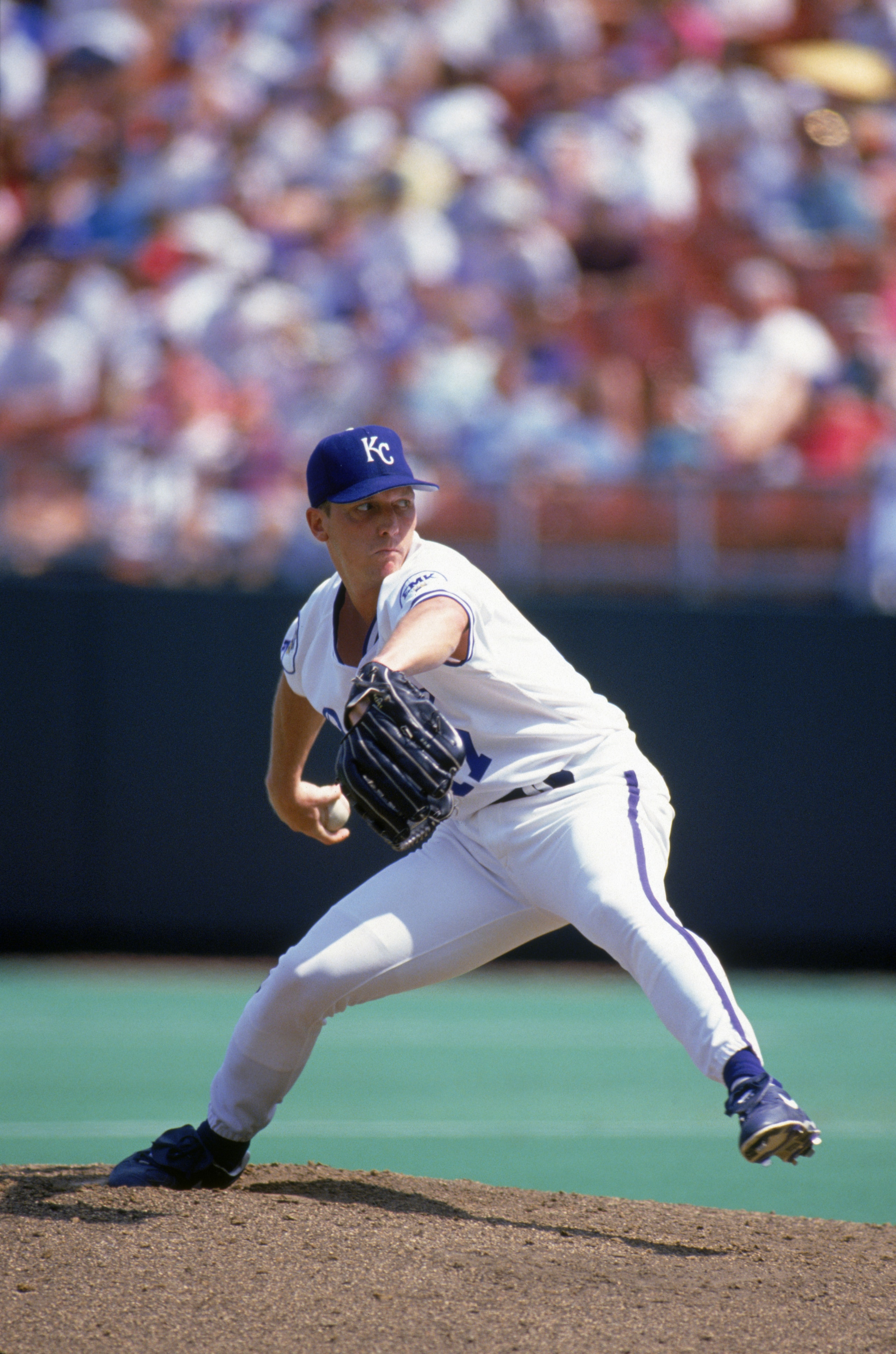 KANSAS CITY - AUGUST 29: David Cone #17 of the Kansas City Royals delivers a pitch during a game at Kauffman Stadium on August 29, 1993 in Kansas City, Missouri. (Photo by Getty Images) KANSAS CITY - AUGUST 29: David Cone #17 of the Kansas City Royals delivers a pitch during a game at Kauffman Stadium on August 29, 1993 in Kansas City, Missouri. (Photo by Getty Images)