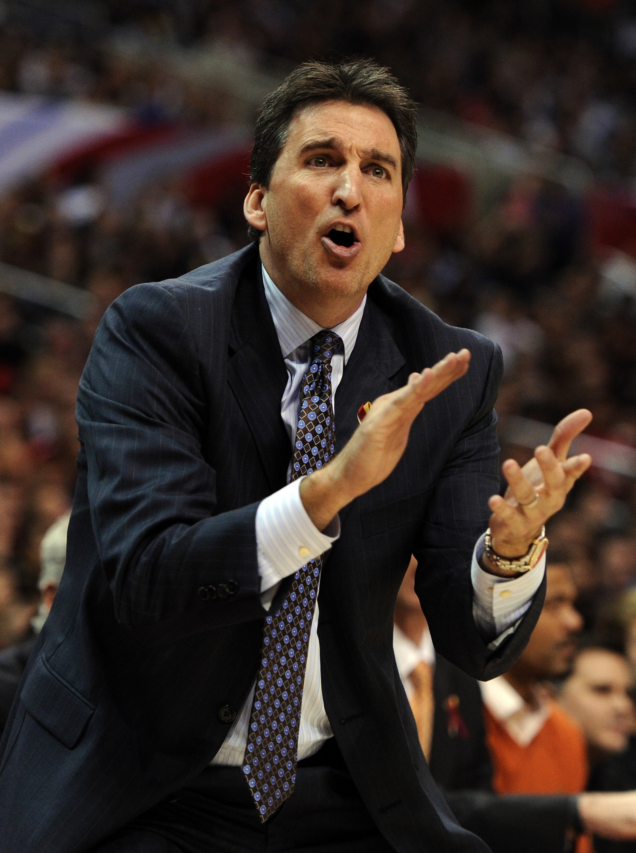 LOS ANGELES, CA - JANUARY 12:  Head Coach Vinny Del Negro of the Los Angeles Clippers reacts courtside during the game against the Miami Heat at the Staples Center on January 12, 2011 in Los Angeles, California.  NOTE TO USER: User expressly acknowledges