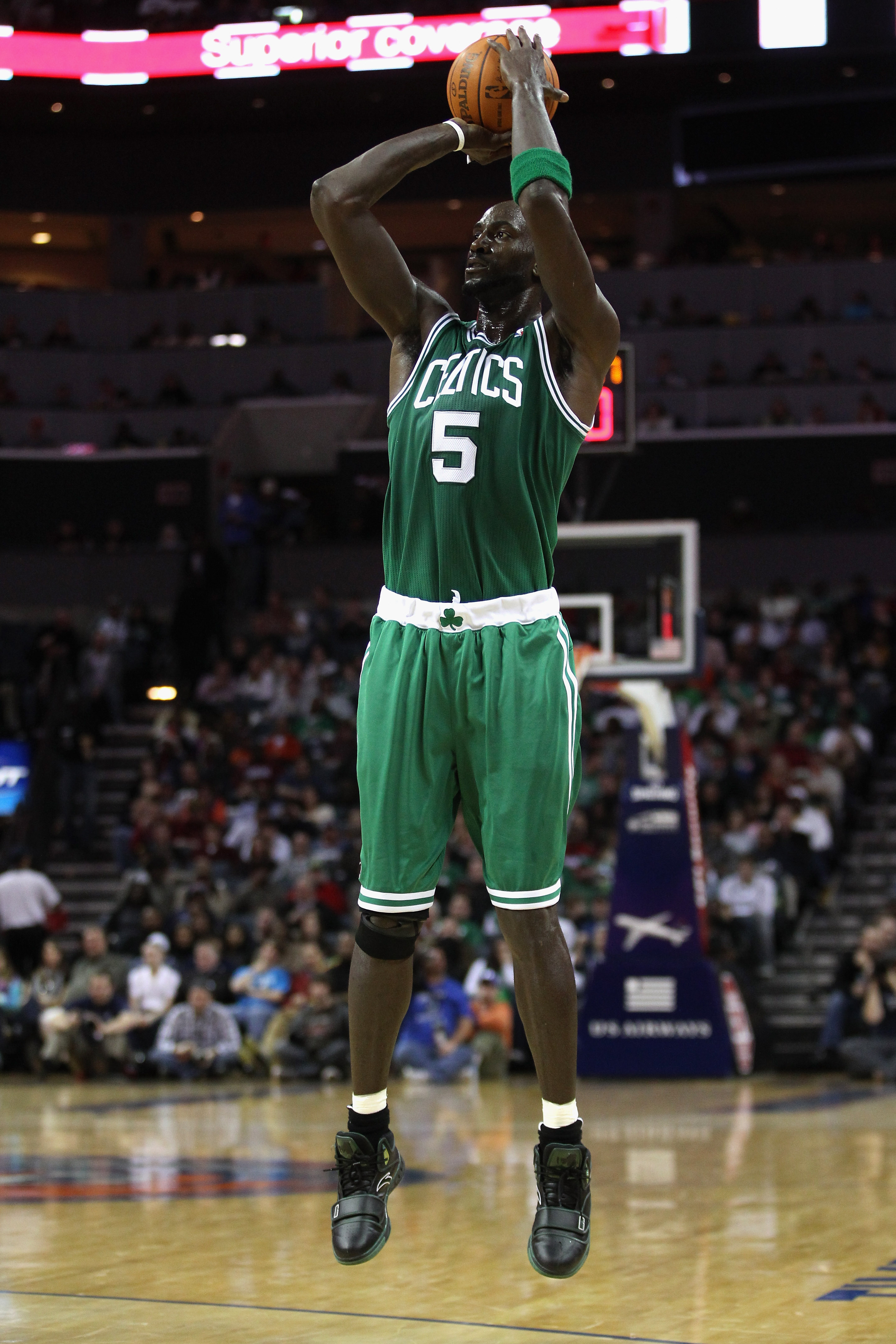 CHARLOTTE, NC - DECEMBER 11:  Kevin Garnett #5 of the Boston Celtics # of the Charlotte Bobcats during their game at Time Warner Cable Arena on December 11, 2010 in Charlotte, North Carolina. NOTE TO USER: User expressly acknowledges and agrees that, by d