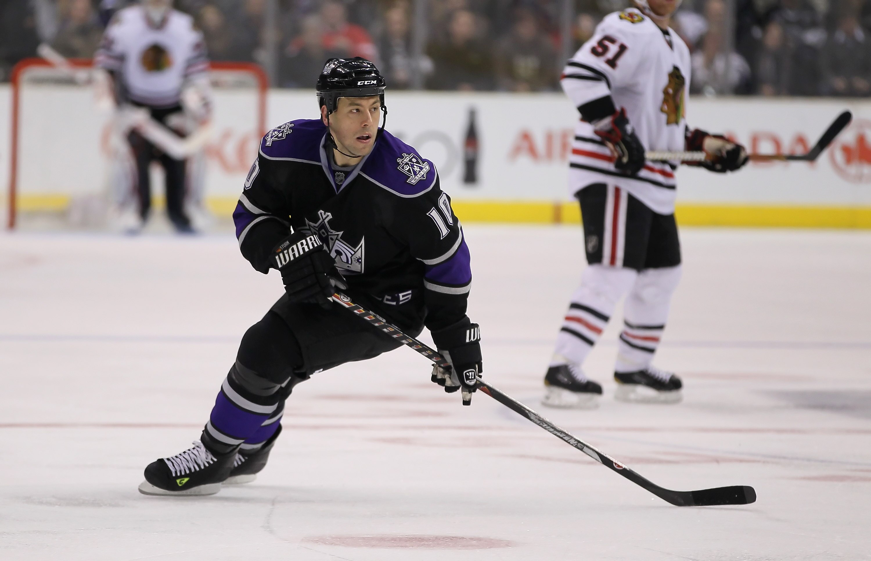 LOS ANGELES, CA - JANUARY 03:  Marco Sturm #10 of the Los Angeles Kings skates against the Chicago Blackhawks at Staples Center on January 3, 2011 in Los Angeles, California.  (Photo by Jeff Gross/Getty Images)