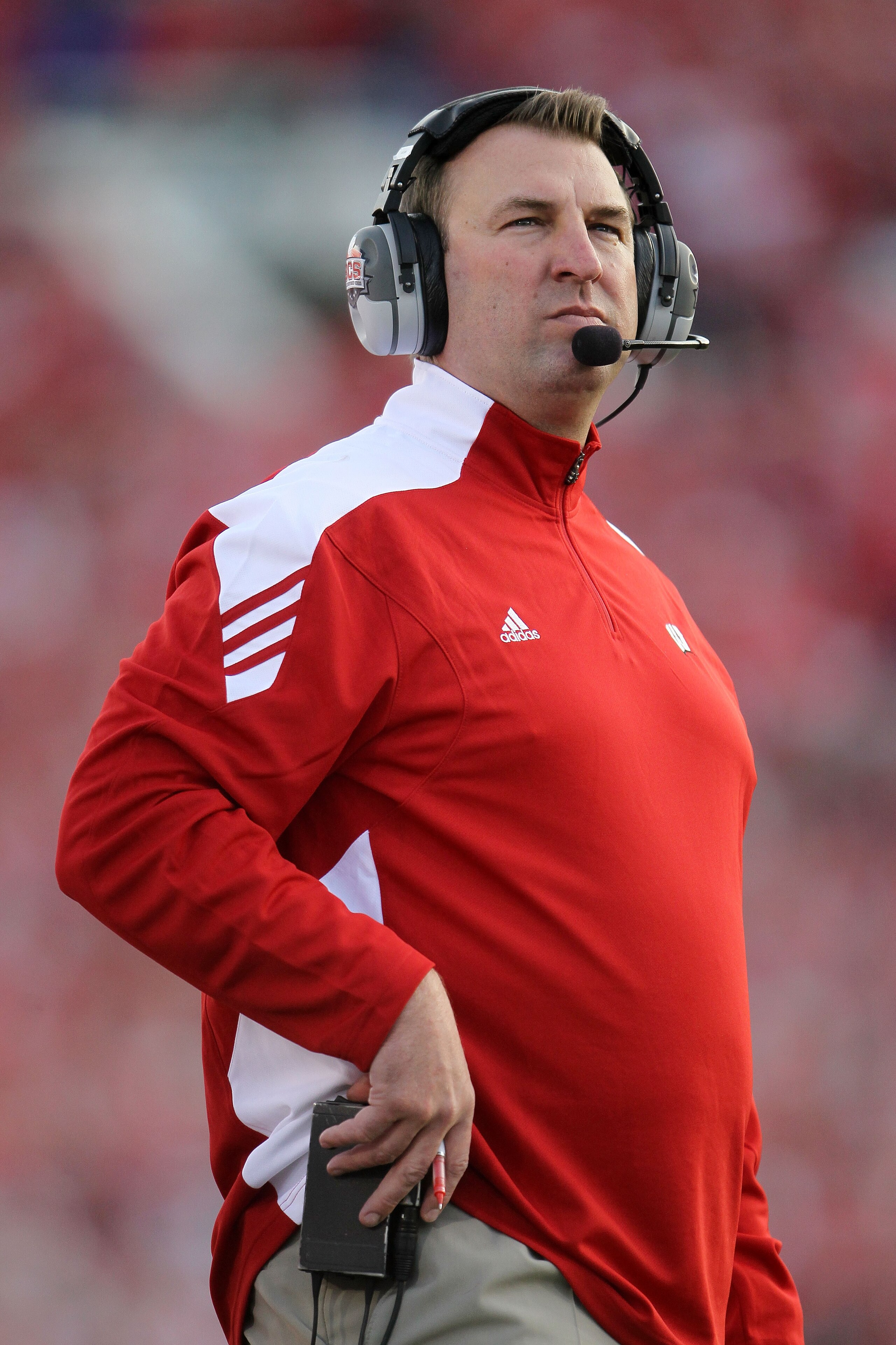 PASADENA, CA - JANUARY 01: Head coach Bret Bielema of the Wisconsin Badgers stands on the sidelines against the TCU Horned Frogs during the 97th Rose Bowl game on January 1, 2011 in Pasadena, California. (Photo by Jeff Gross/Getty Images) PASADENA, CA - JANUARY 01: Head coach Bret Bielema of the Wisconsin Badgers stands on the sidelines against the TCU Horned Frogs during the 97th Rose Bowl game on January 1, 2011 in Pasadena, California. (Photo by Jeff Gross/Getty Images)