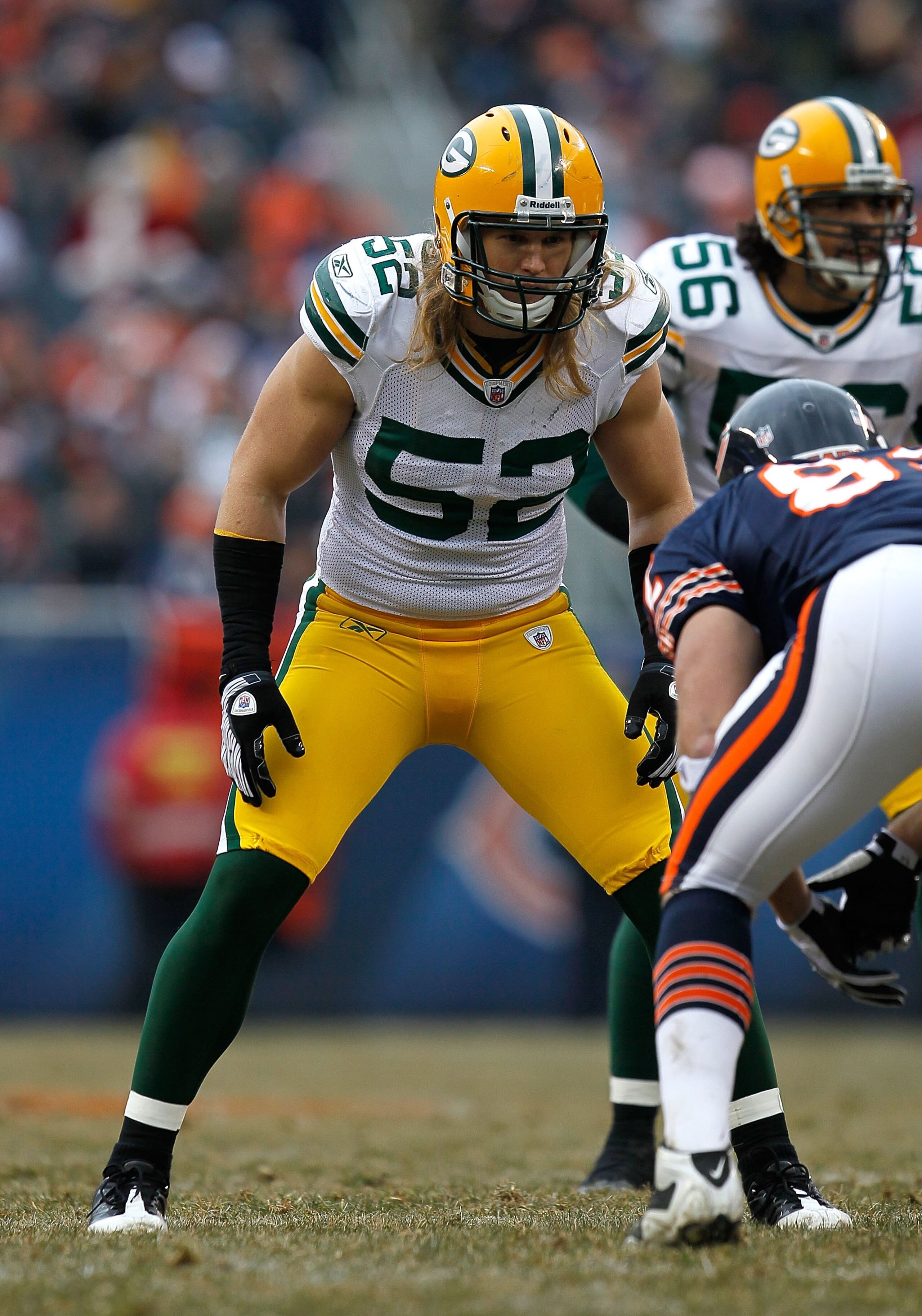 CHICAGO - DECEMBER 13: Clay Matthews #52 of the Green Bay Packers awaits the start of play against the Chicago Bears at Soldier Field on December 13, 2009 in Chicago, Illinois. The Packers defeated the Bears 21-14. (Photo by Jonathan Daniel/Getty Images)