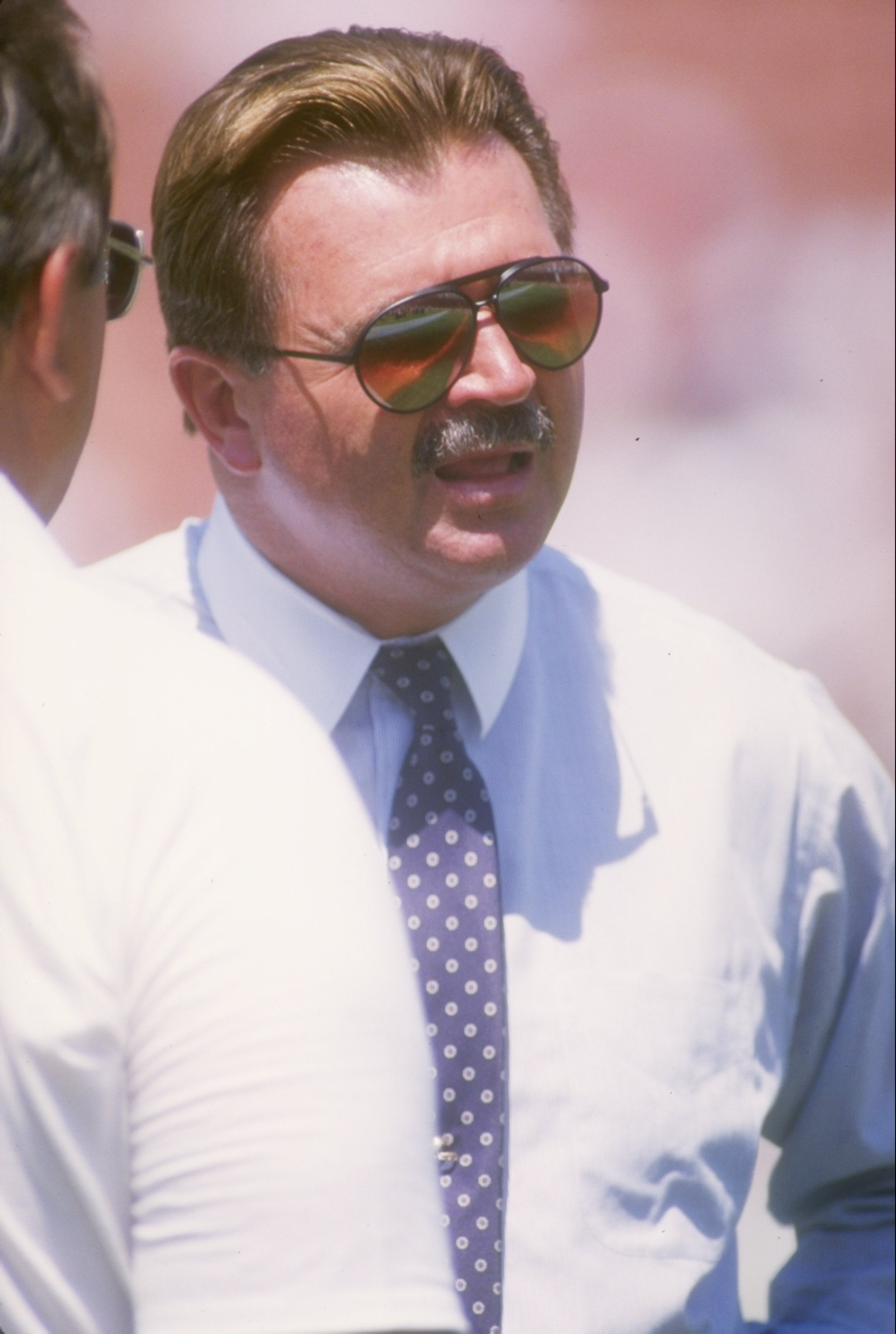 5 Sep 1987:  Head coach Mike Ditka of the Chicago Bears during the Bears 20-17 preseason victory over the Los Angeles Raiders at the Los Angeles Memorial Coliseum in Los Angeles, California.  Mandatory Credit: Stephen Dunn  /Allsport