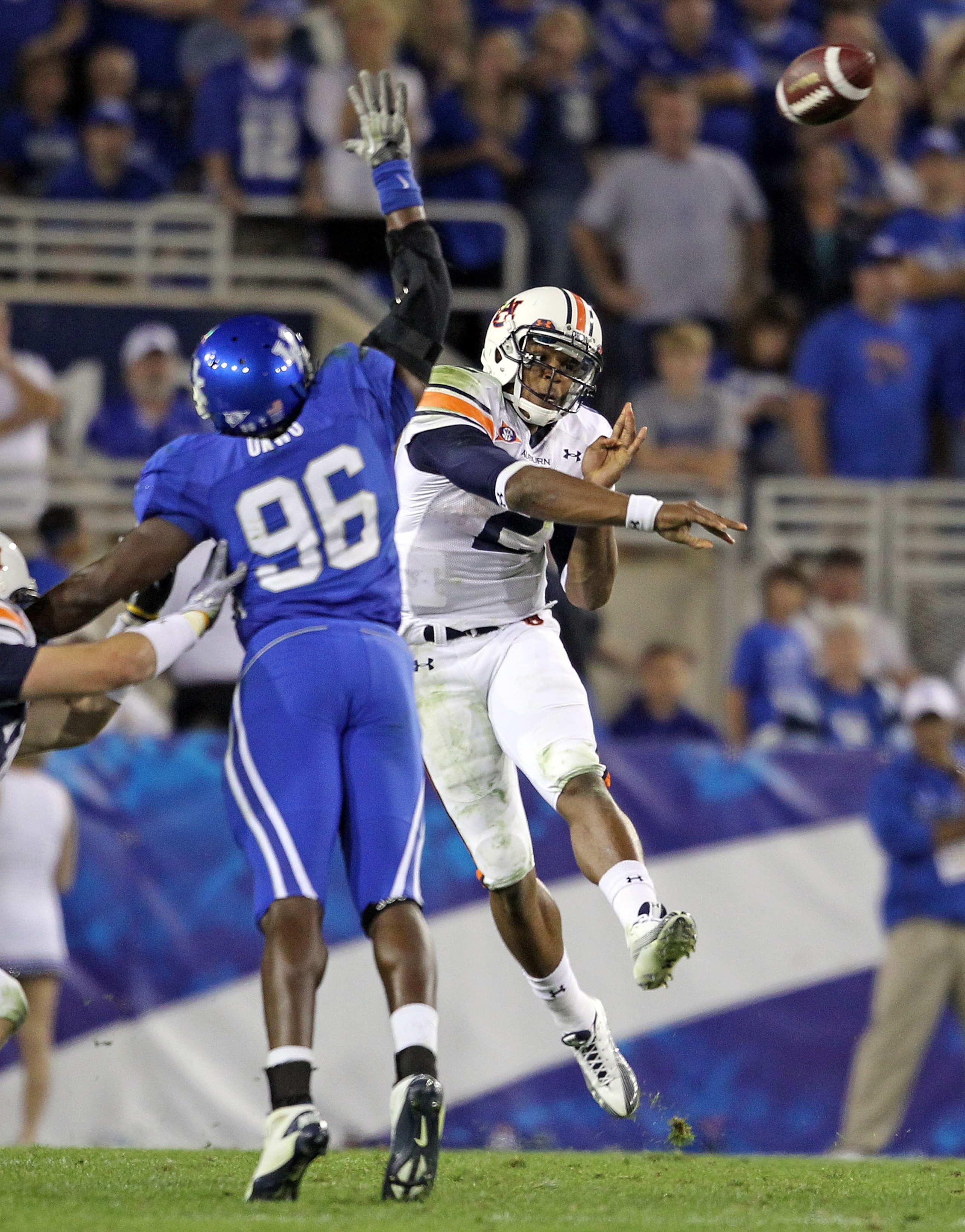 LEXINGTON, KY - OCTOBER 09: Cam Newton #2 of the Auburn Tigers throws a pass during the SEC game against the Kentucky Wildcats at Commonwealth Stadium on October 9, 2010 in Lexington, Kentucky. (Photo by Andy Lyons/Getty Images) LEXINGTON, KY - OCTOBER 09: Cam Newton #2 of the Auburn Tigers throws a pass during the SEC game against the Kentucky Wildcats at Commonwealth Stadium on October 9, 2010 in Lexington, Kentucky. (Photo by Andy Lyons/Getty Images)