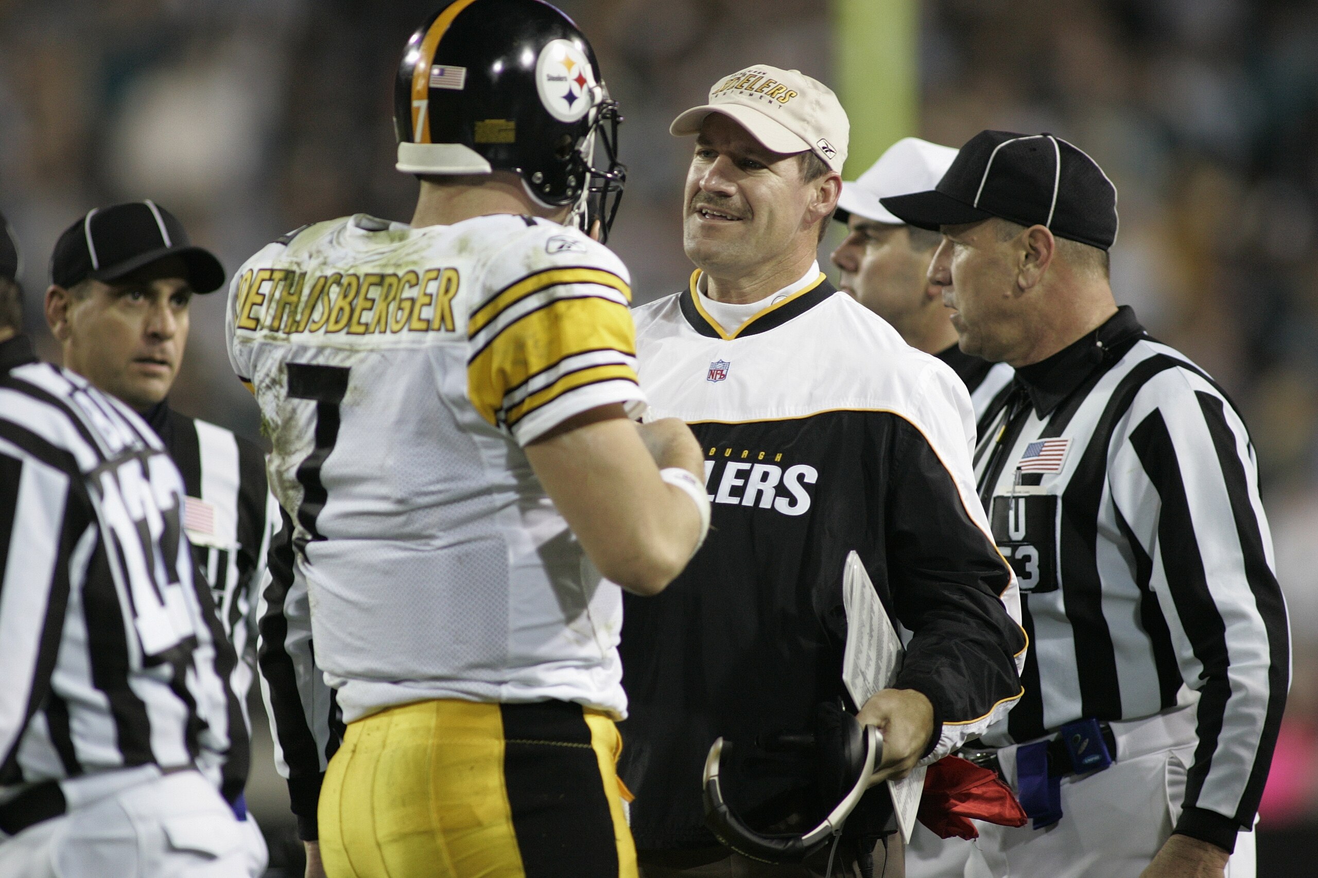 JACKSONVILLE, FL - DECEMBER 5: Quarterback Ben Roethlisberger #7 and head coach Bill Cowher of the Pittsburgh Steelers talk on the sideline during the game against the Jacksonville Jaguars at Alltel Stadium on December 5, 2004 in Jacksonville, Florida. P JACKSONVILLE, FL - DECEMBER 5: Quarterback Ben Roethlisberger #7 and head coach Bill Cowher of the Pittsburgh Steelers talk on the sideline during the game against the Jacksonville Jaguars at Alltel Stadium on December 5, 2004 in Jacksonville, Florida. P