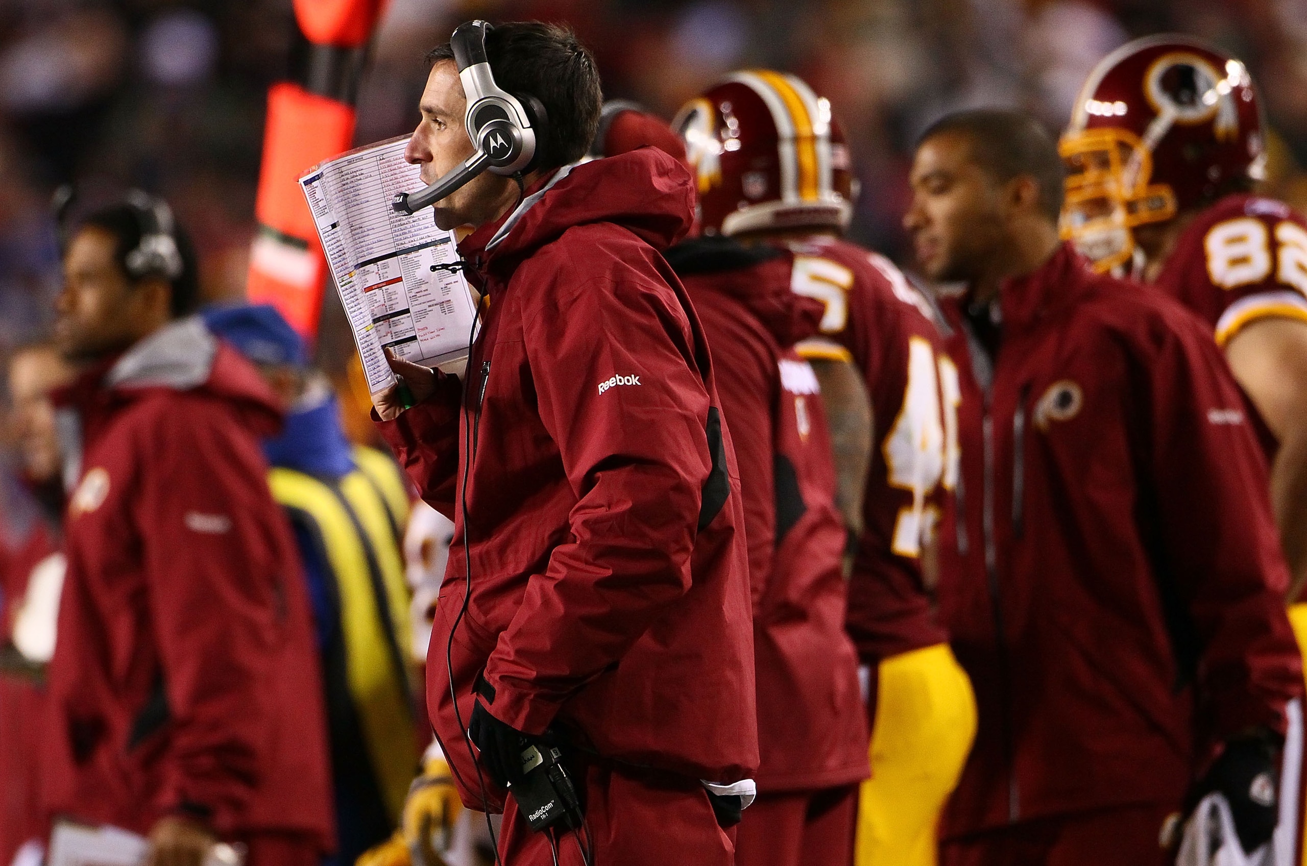 LANDOVER, MD - JANUARY 02:  Washington Redskins offensive coordinator Kyle Shanahan works in the sideline in the fourth quarter of a game against the New York Giants at FedEx Field on January 2, 2011 in Landover, Maryland. The Giants won the game 17-14.