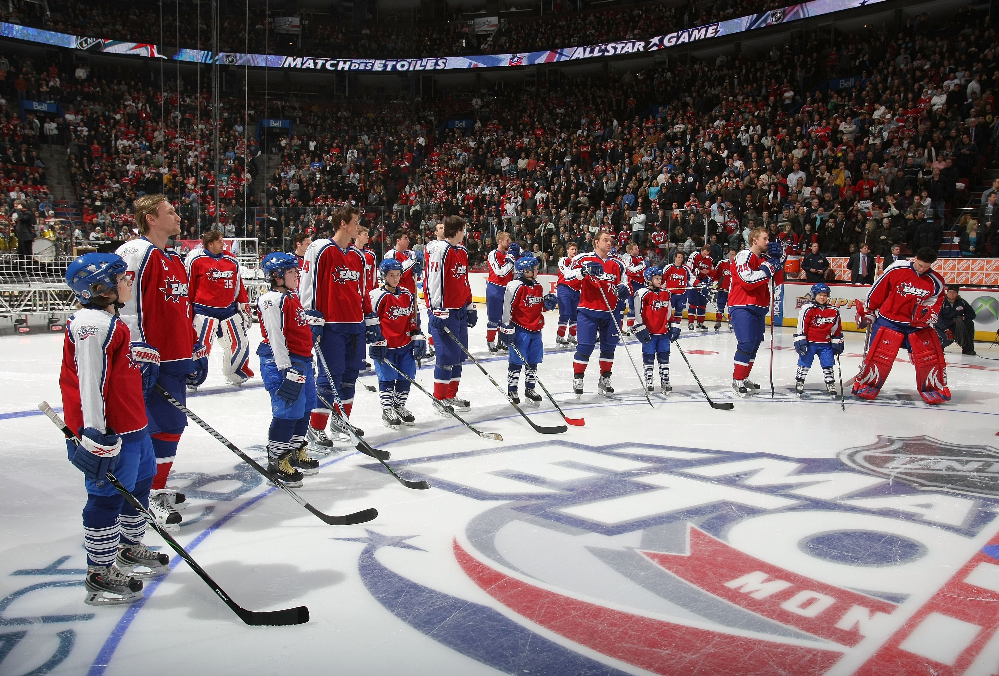 MONTREAL - JANUARY 25:  Alex Kovalev #27, Vincent Lecavalier #4, Evgeni Malkin #71, Andrei Markov #79, Mike Komisarek #44 and Carey Price #31 of the Eastern Conference All-Stars during the 2009 NHL All-Star game at the Bell Centre on January 25, 2009 in M