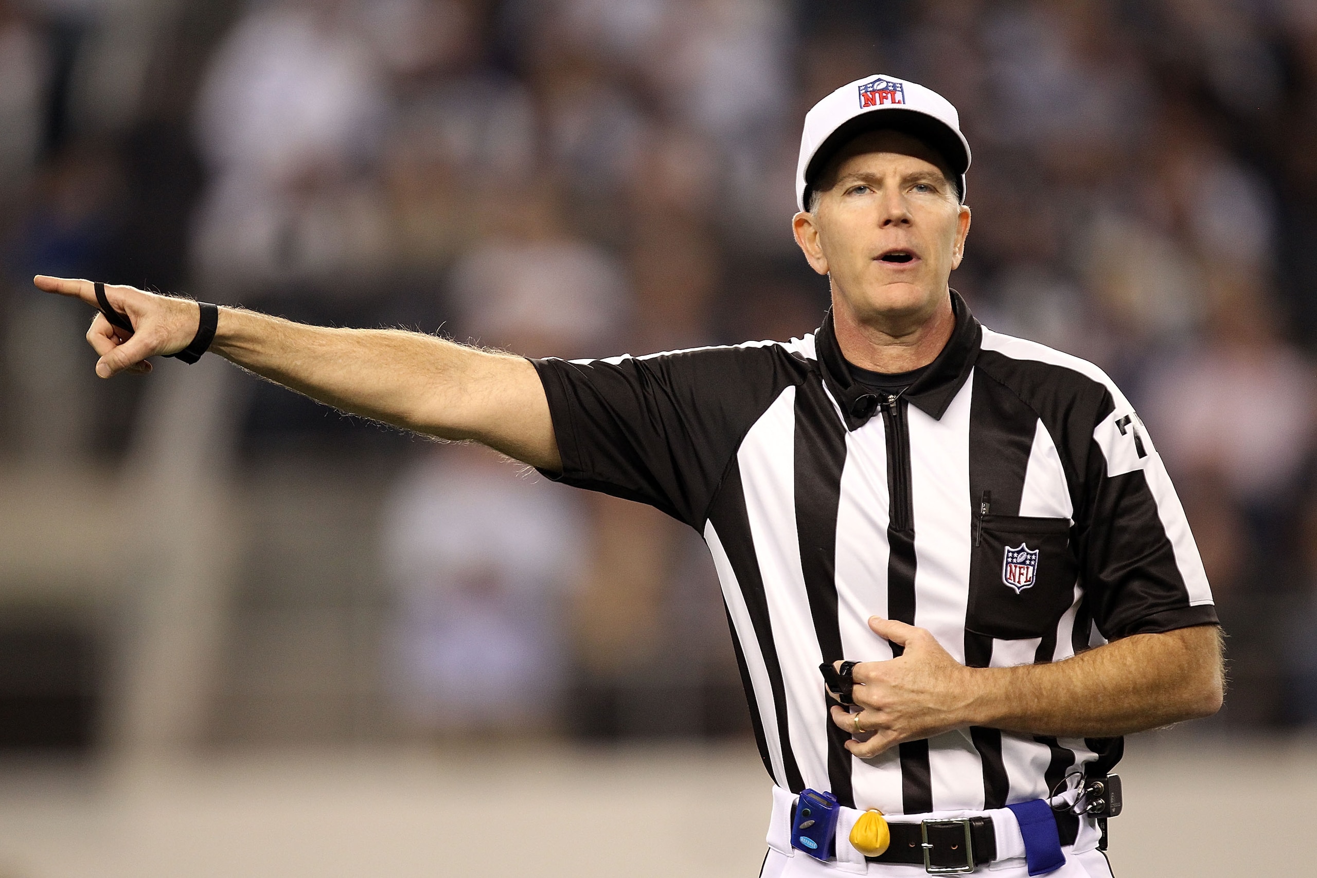 ARLINGTON, TX - DECEMBER 12:  Referee Terry McAulay #77  at Cowboys Stadium on December 12, 2010 in Arlington, Texas.  (Photo by Ronald Martinez/Getty Images)