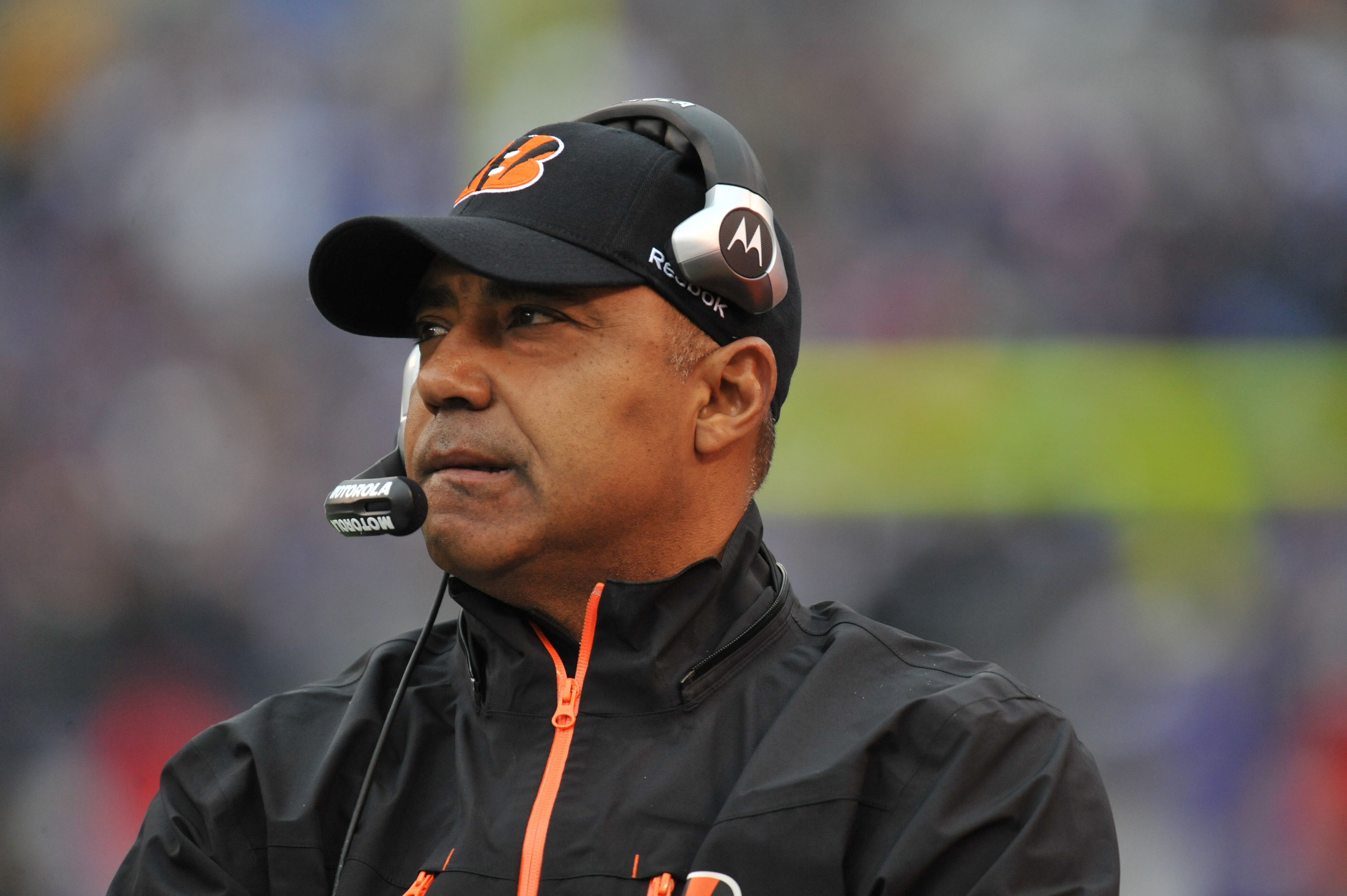 Cincinnati Bengals head coach Marvin Lewis tosses a ball before an