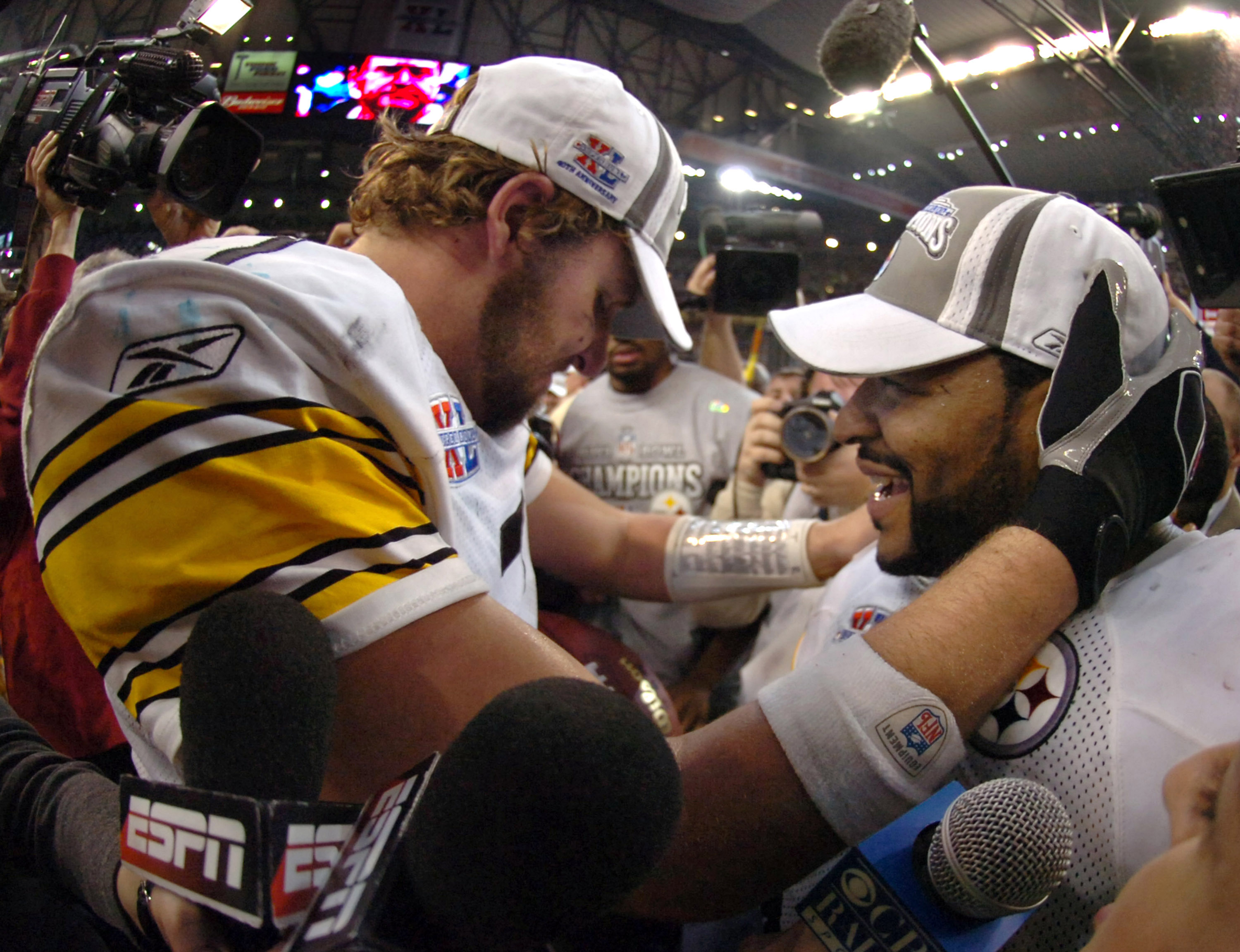 Ben Roethlisberger and Jerome Bettis of the Pittsburgh Steelers celebrate after Super Bowl XL between the Pittsburgh Steelers and Seattle Seahawks at Ford Field in Detroit, Michigan on February 5, 2006. (Photo by A. Messerschmidt/Getty Images)