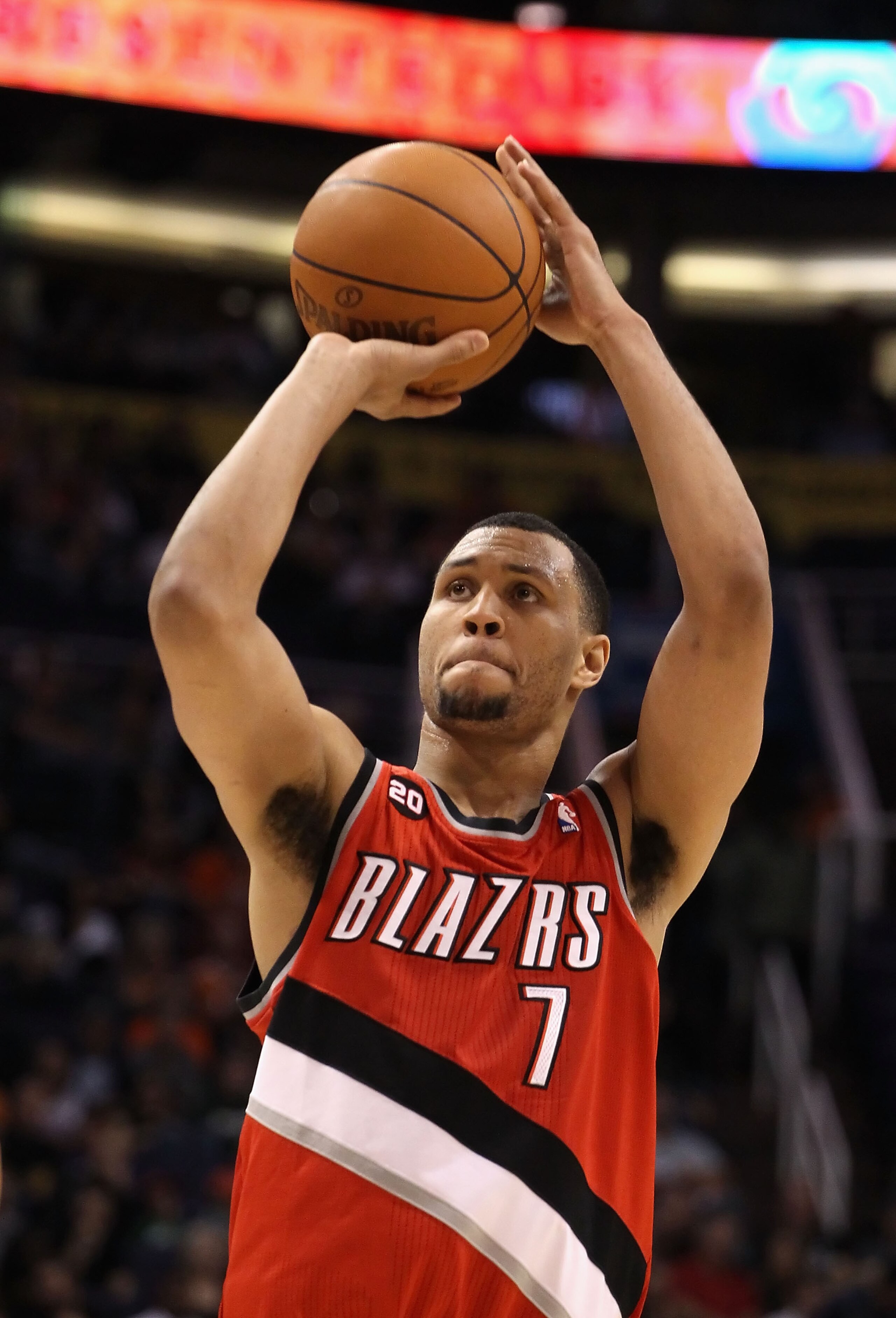 PHOENIX - DECEMBER 10: Brandon Roy #7 of the Portland Trail Blazers shoots a free throw shot during the NBA game against the Phoenix Suns at US Airways Center on December 10, 2010 in Phoenix, Arizona. The Trail Blazers defeated the Suns 101-94. NOTE TO PHOENIX - DECEMBER 10: Brandon Roy #7 of the Portland Trail Blazers shoots a free throw shot during the NBA game against the Phoenix Suns at US Airways Center on December 10, 2010 in Phoenix, Arizona. The Trail Blazers defeated the Suns 101-94. NOTE TO