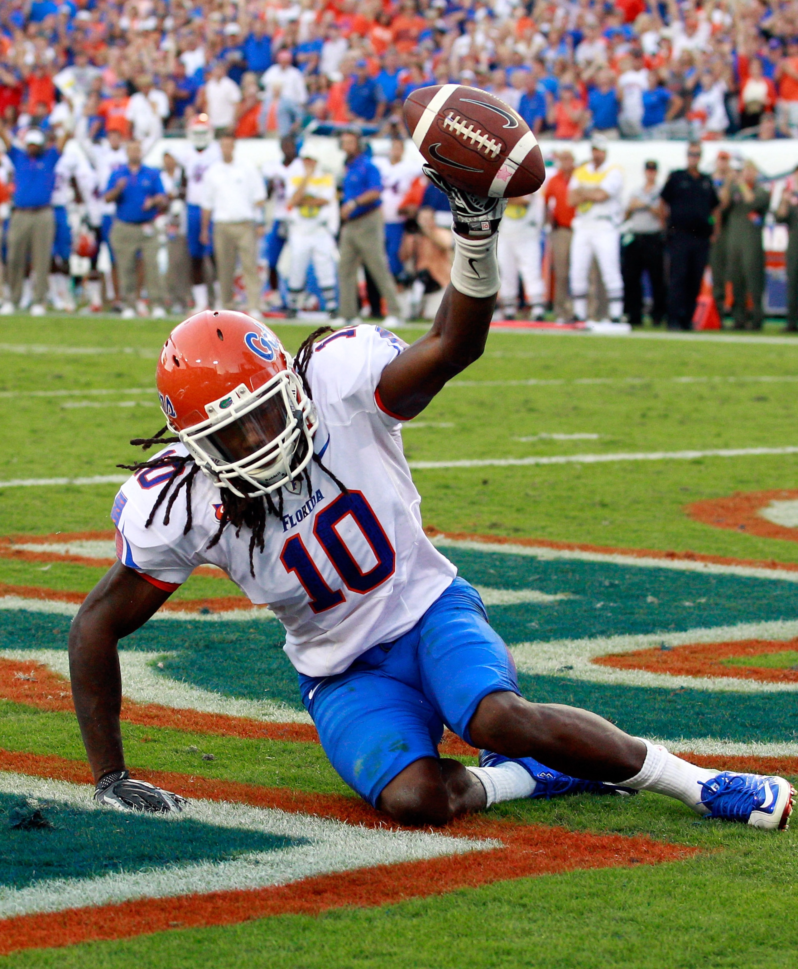 JACKSONVILLE, FL - OCTOBER 30: Will Hill #10 of the Florida Gators holds up the ball after an interception during the game against the Georgia Bulldogs at EverBank Field on October 30, 2010 in Jacksonville, Florida. (Photo by Sam Greenwood/Getty Images) JACKSONVILLE, FL - OCTOBER 30: Will Hill #10 of the Florida Gators holds up the ball after an interception during the game against the Georgia Bulldogs at EverBank Field on October 30, 2010 in Jacksonville, Florida. (Photo by Sam Greenwood/Getty Images)