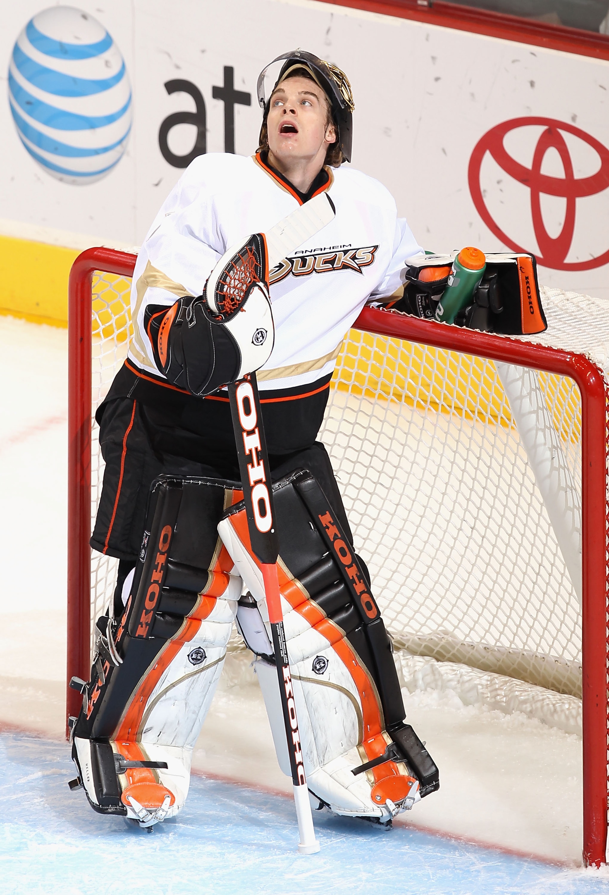 GLENDALE, AZ - JANUARY 15:  Goaltender Jonas Hiller #1 of the Anaheim Ducks looks up a the video board during the NHL game against the Phoenix Coyotes at Jobing.com Arena on January 15, 2011 in Glendale, Arizona.  (Photo by Christian Petersen/Getty Images