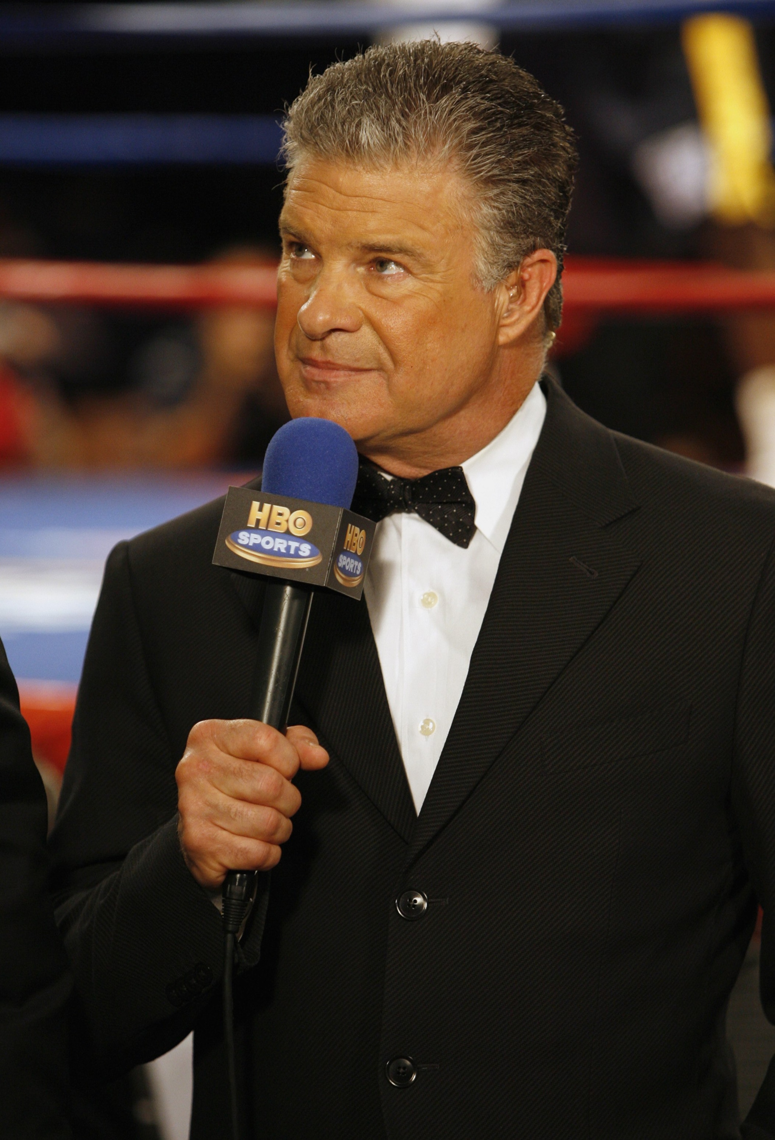 MEMPHIS, TN - MAY 19:  Jim Lampley, HBO commentator during the WBC Eliminator Middleweight fight.  Kelly Pavlik won the fight with a seventh-round TKO at FedExForum on May 19, 2007 in Memphis, Tennessee. (Photo by Joe Murphy/Getty Images