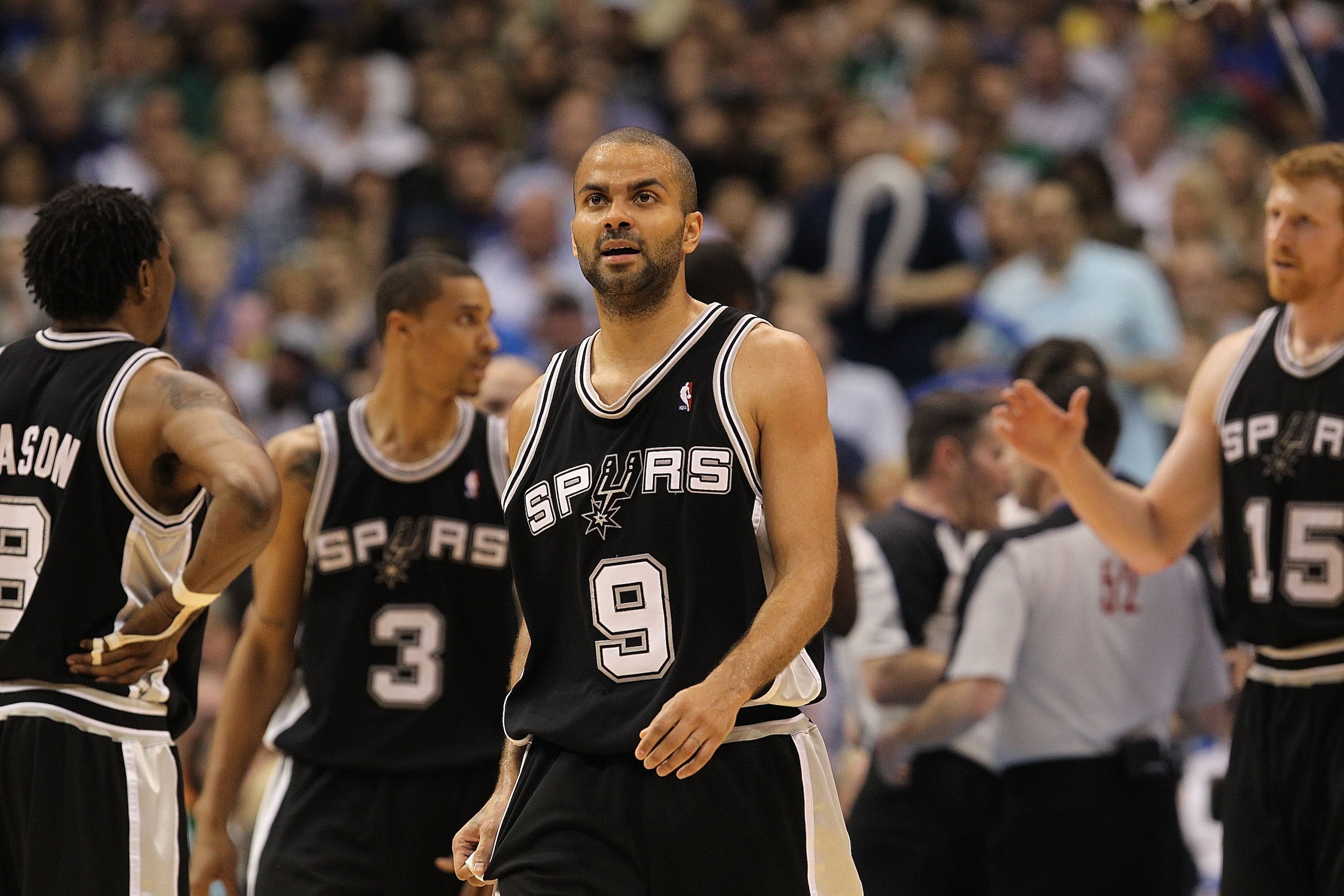 DALLAS - APRIL 27:  Tony Parker #9 of the San Antonio Spurs in Game Five of the Western Conference Quarterfinals during the 2010 NBA Playoffs at American Airlines Center on April 27, 2010 in Dallas, Texas. NOTE TO USER: User expressly acknowledges and agr