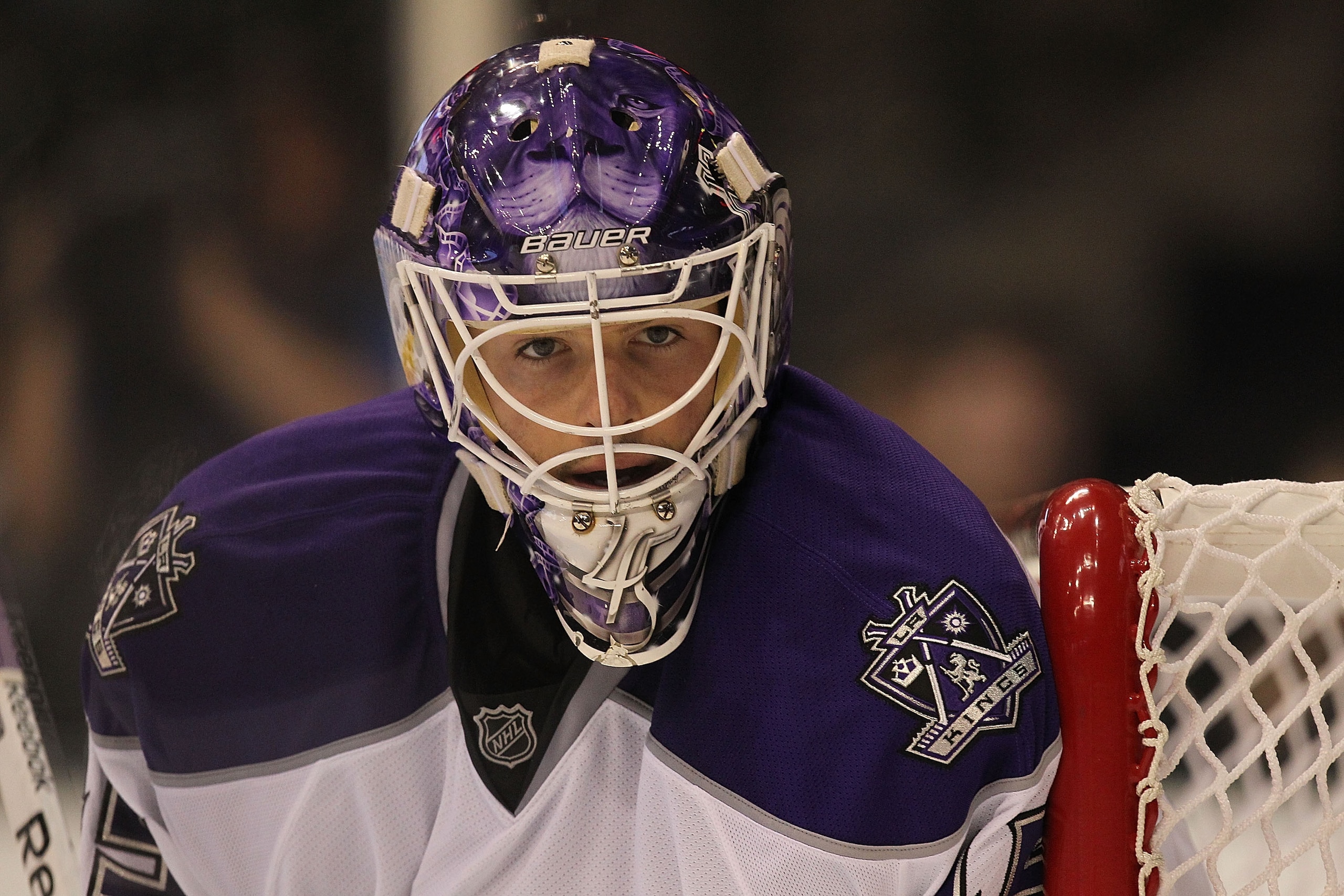 DALLAS, TX - JANUARY 17:  Goalie Jonathan Bernier #45 of the Los Angeles Kings during play against the Dallas Stars at American Airlines Center on January 17, 2011 in Dallas, Texas.  (Photo by Ronald Martinez/Getty Images)